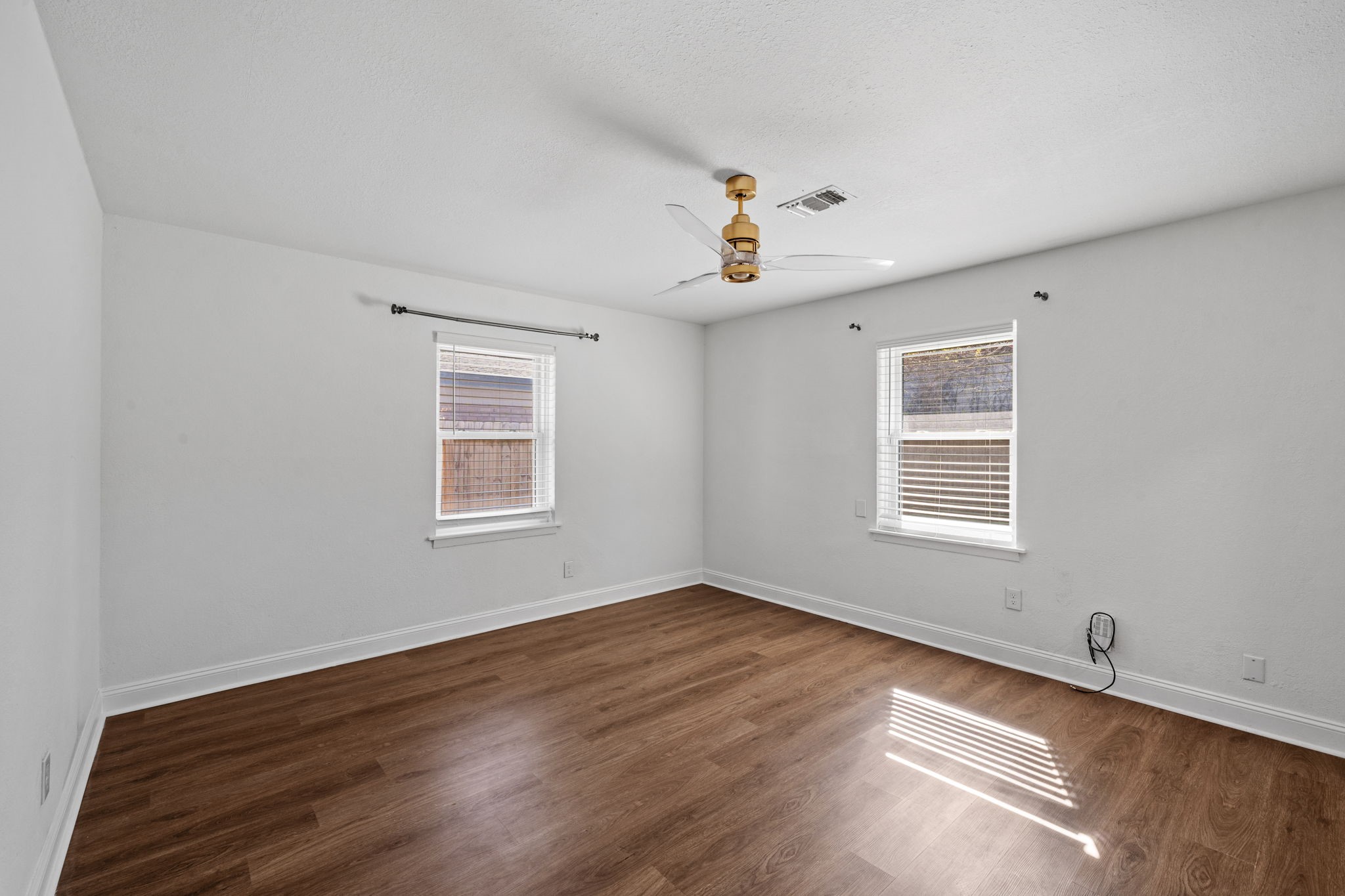 10151 Brinwood Drive Property Photo 16