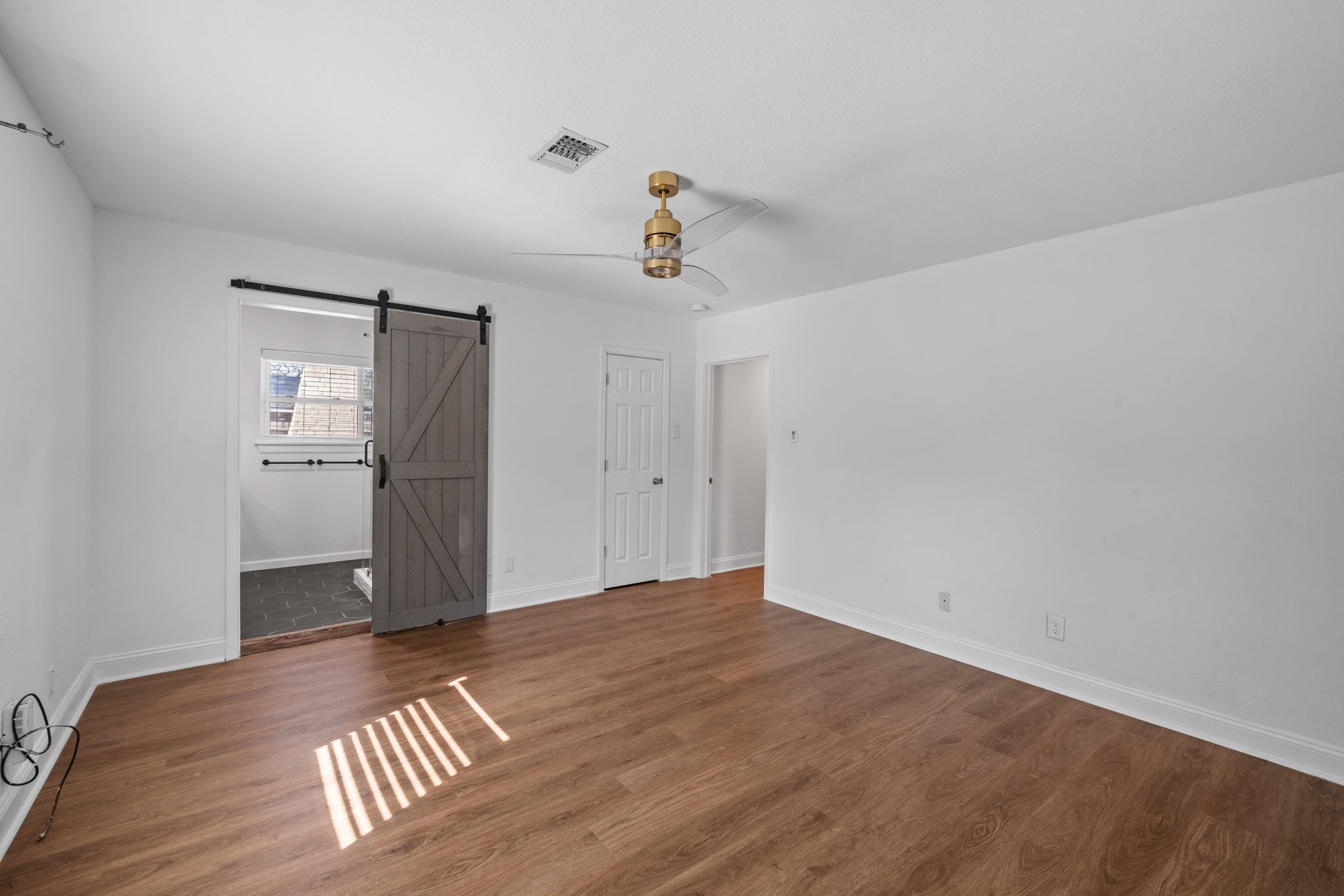 10151 Brinwood Drive Property Photo 17