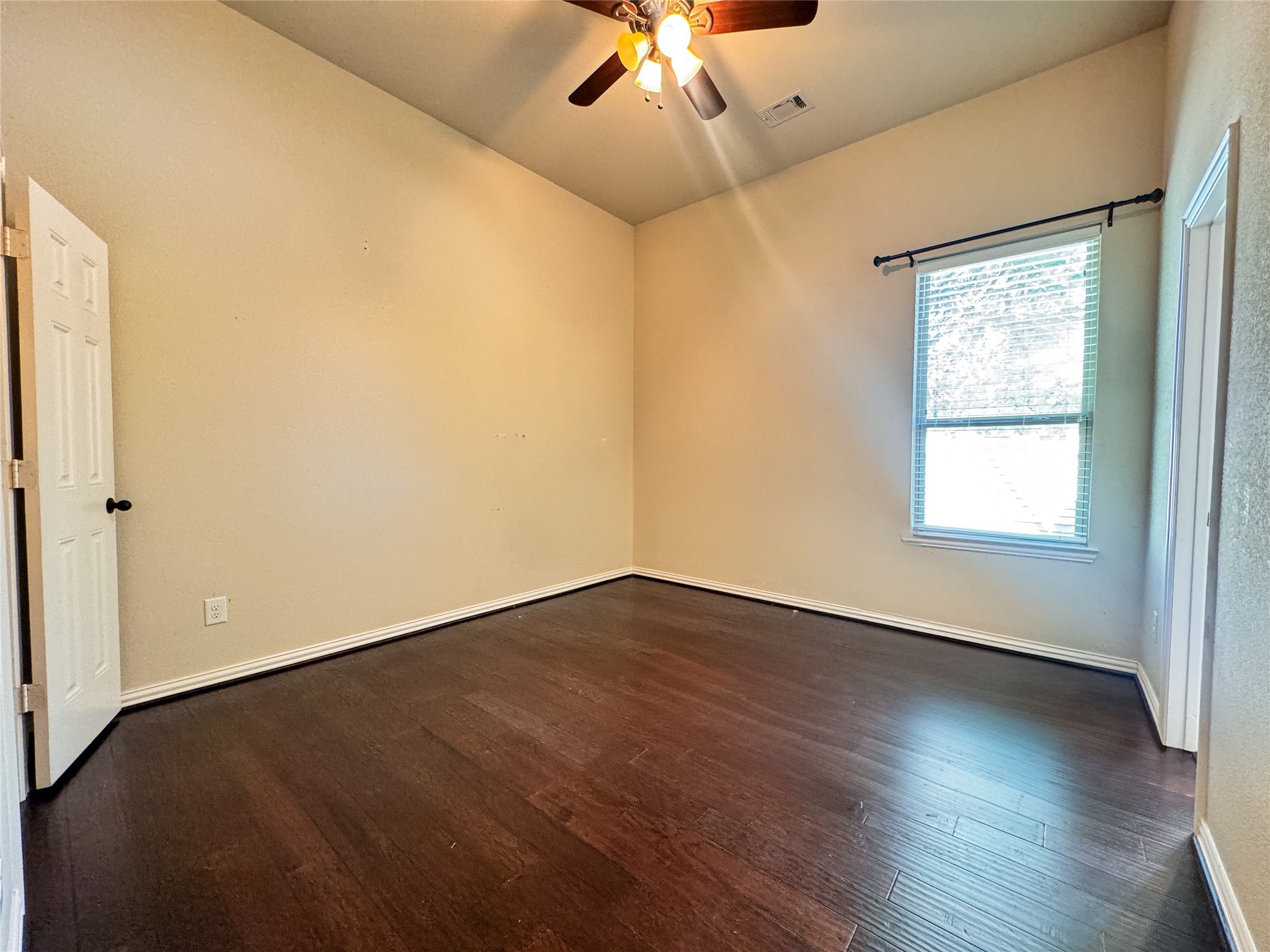 17246 Rookery Court Property Photo 8