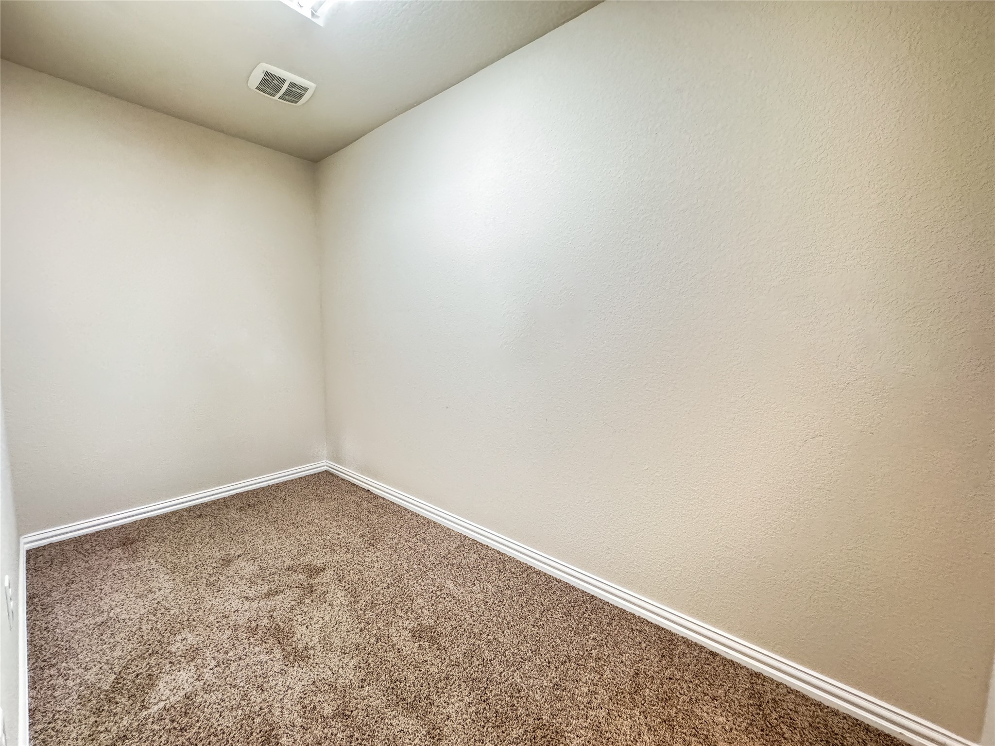 17246 Rookery Court Property Photo 28