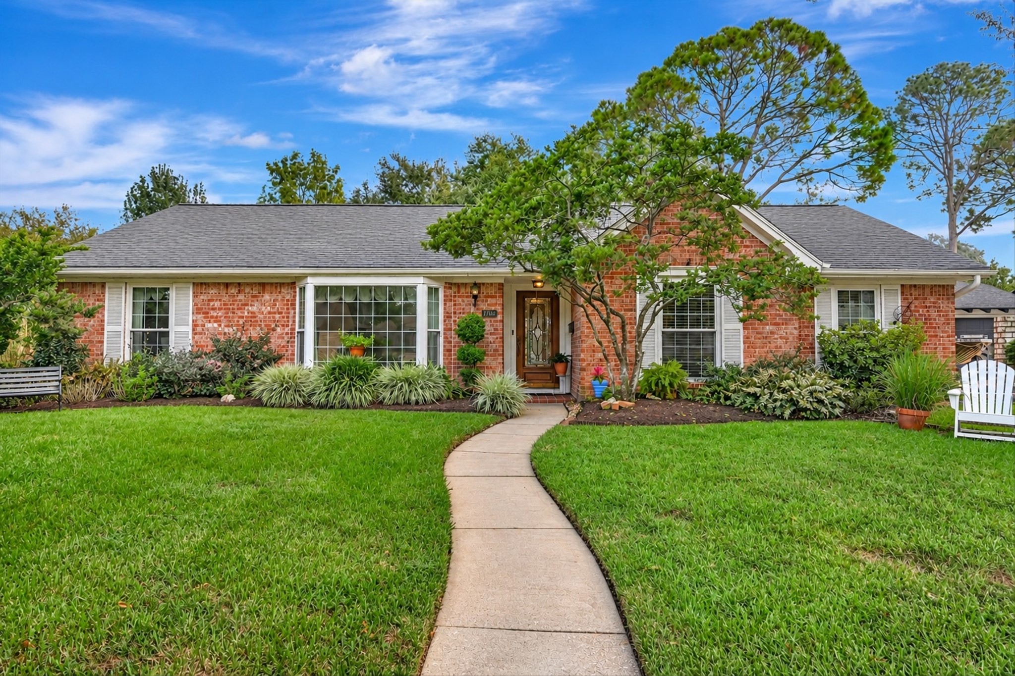 1702 Bowline Road Property Photo 1