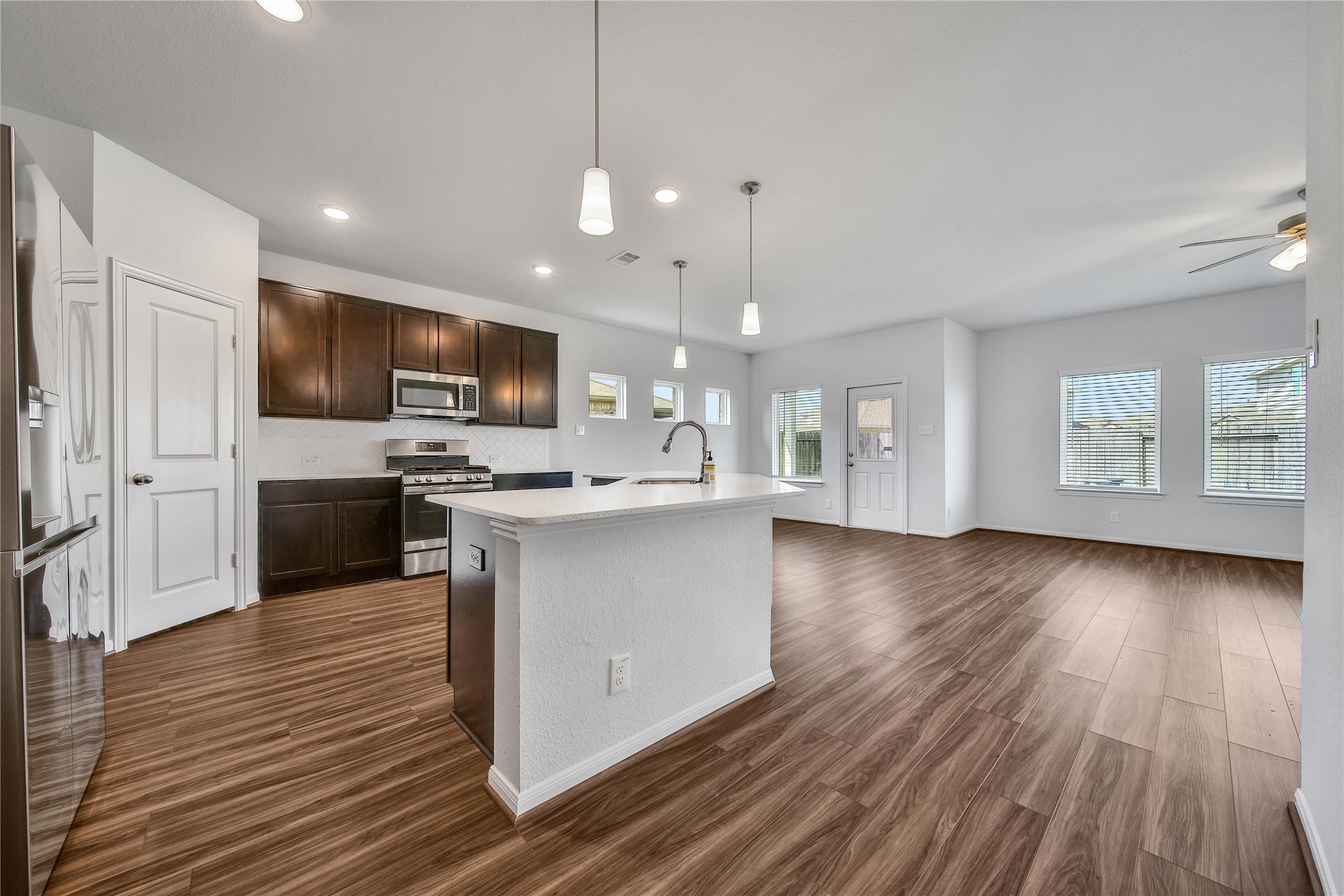 20975 New Proper Drive Property Photo 8
