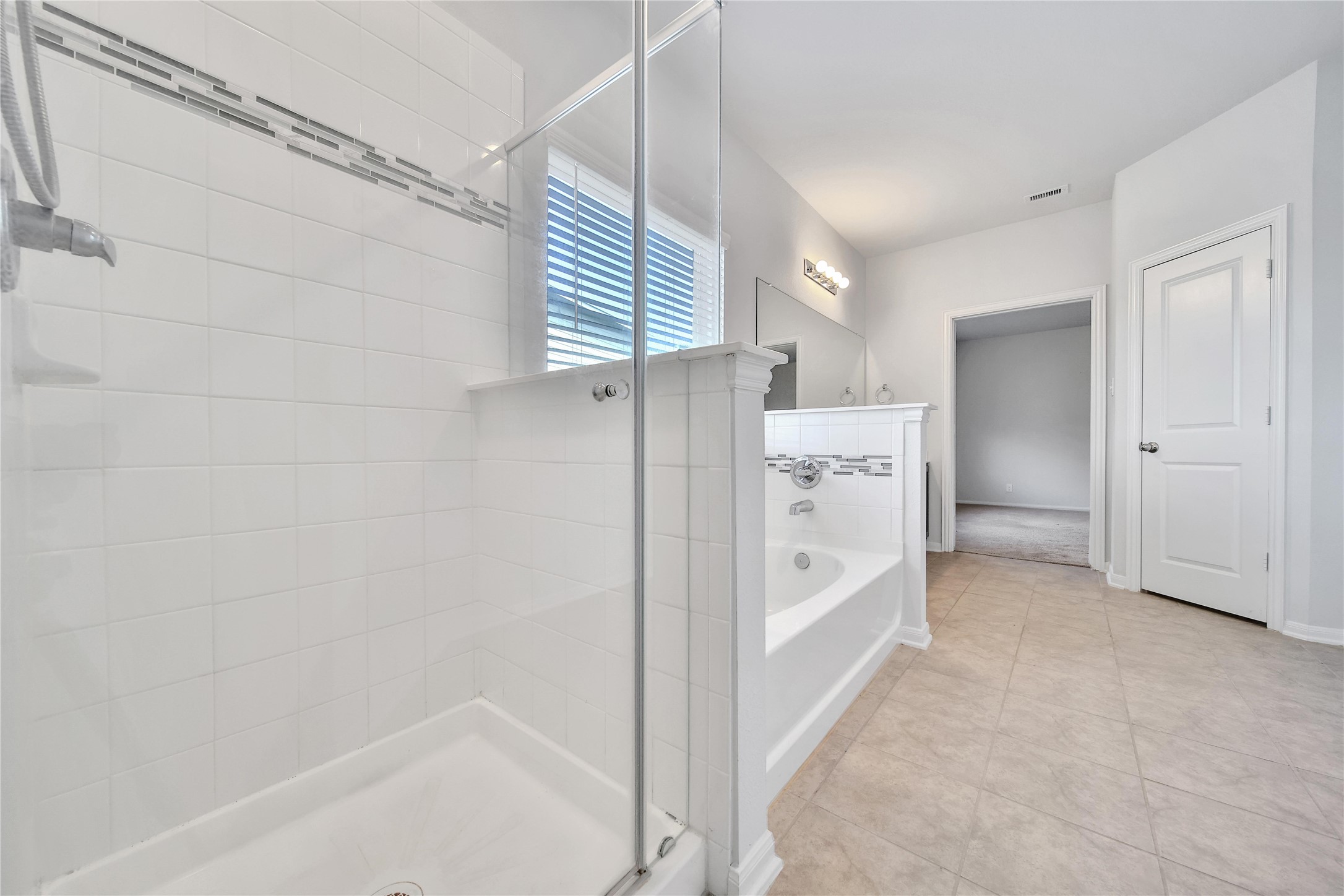 20975 New Proper Drive Property Photo 18