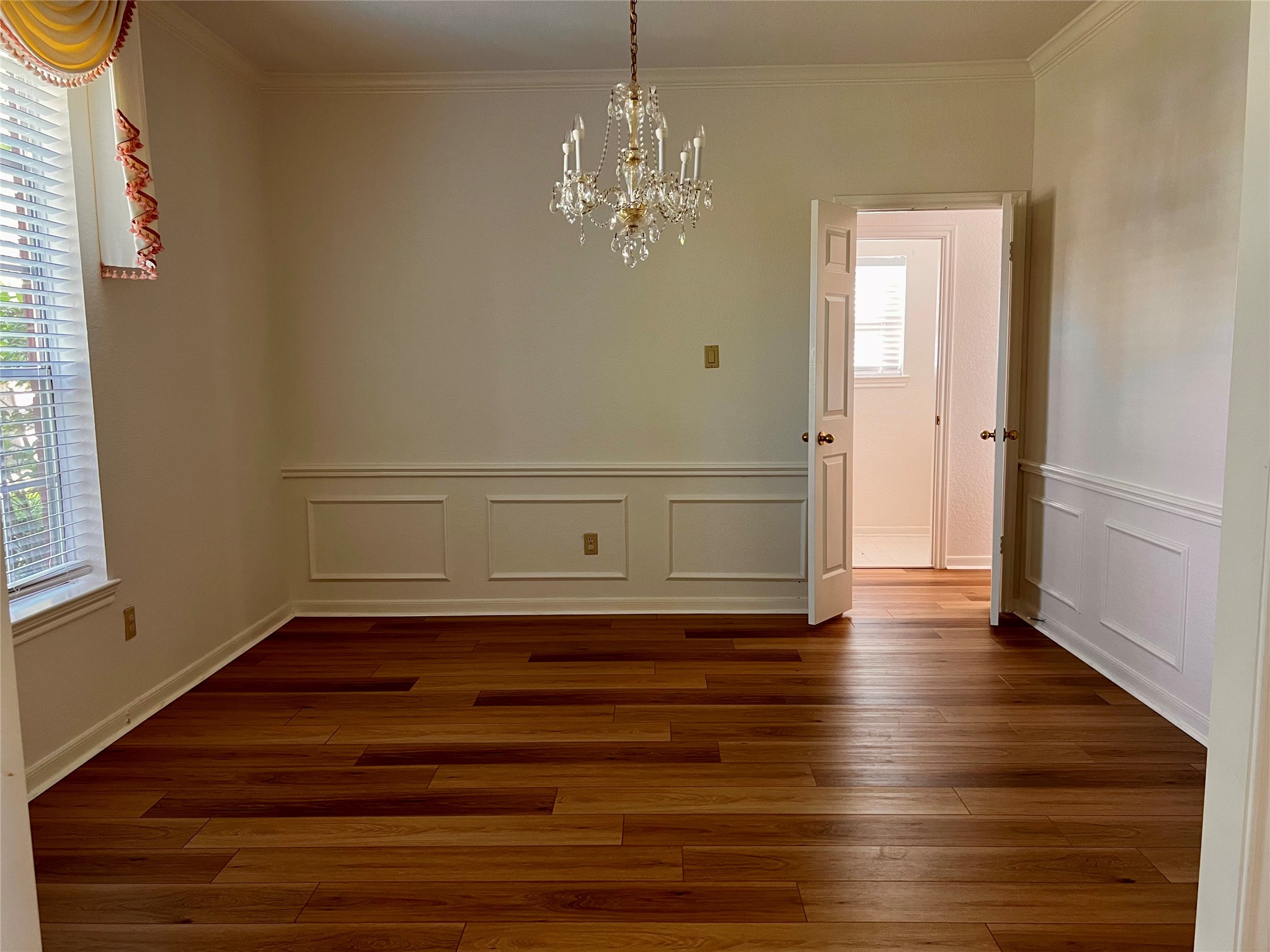 16911 Ascot Meadow Drive Property Photo 6