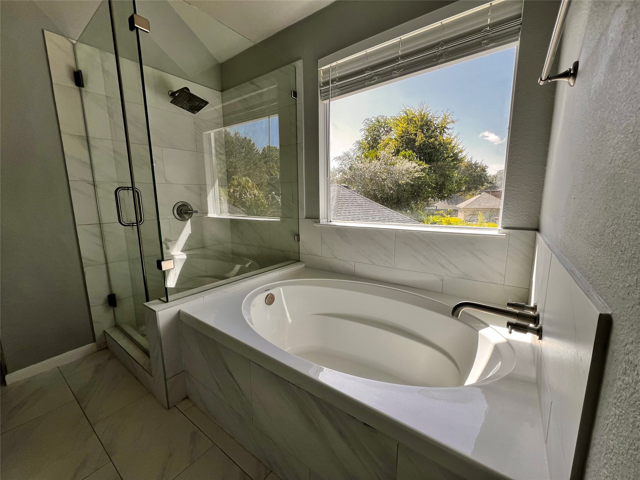 16911 Ascot Meadow Drive Property Photo 27