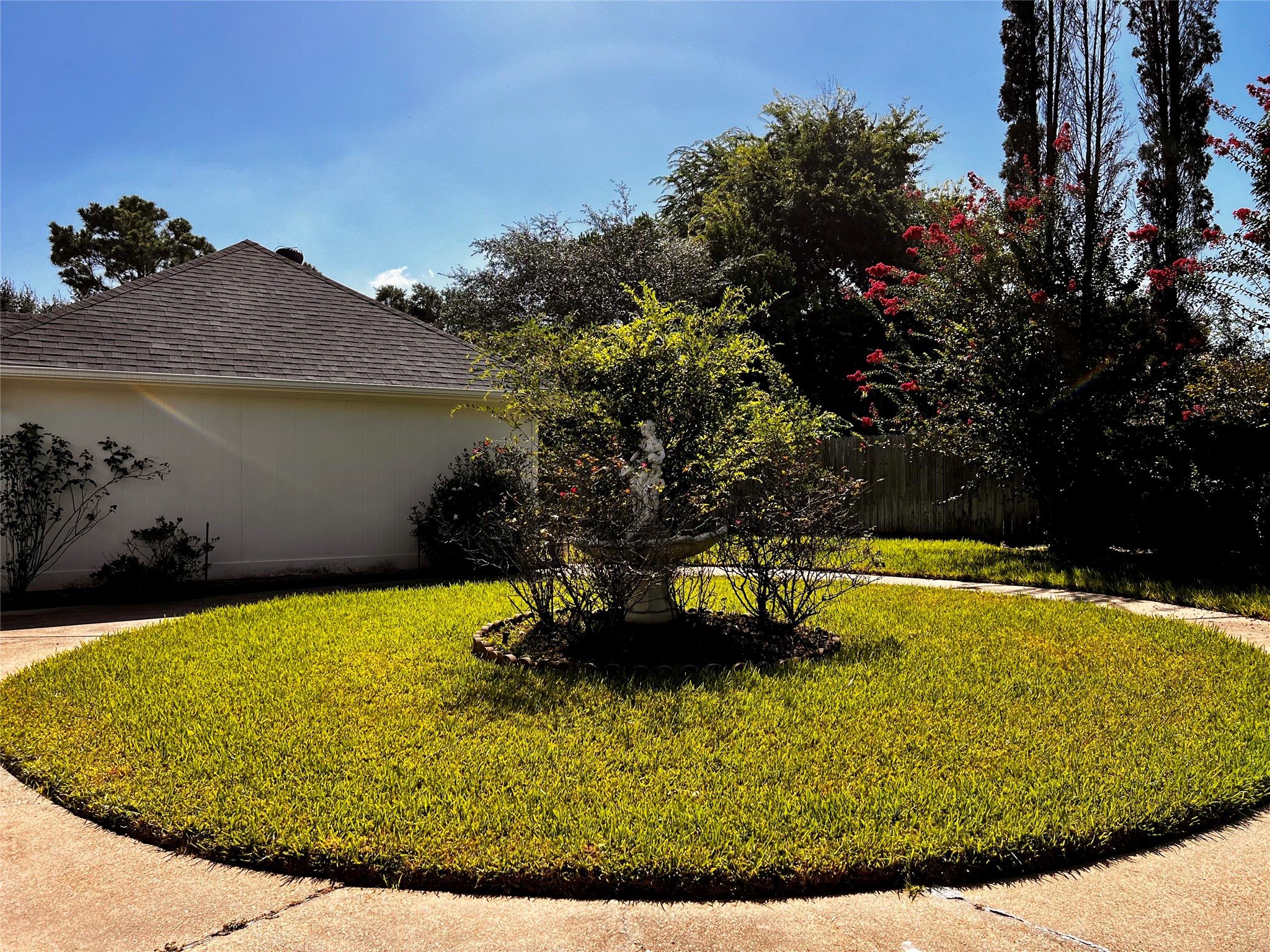16911 Ascot Meadow Drive Property Photo 33
