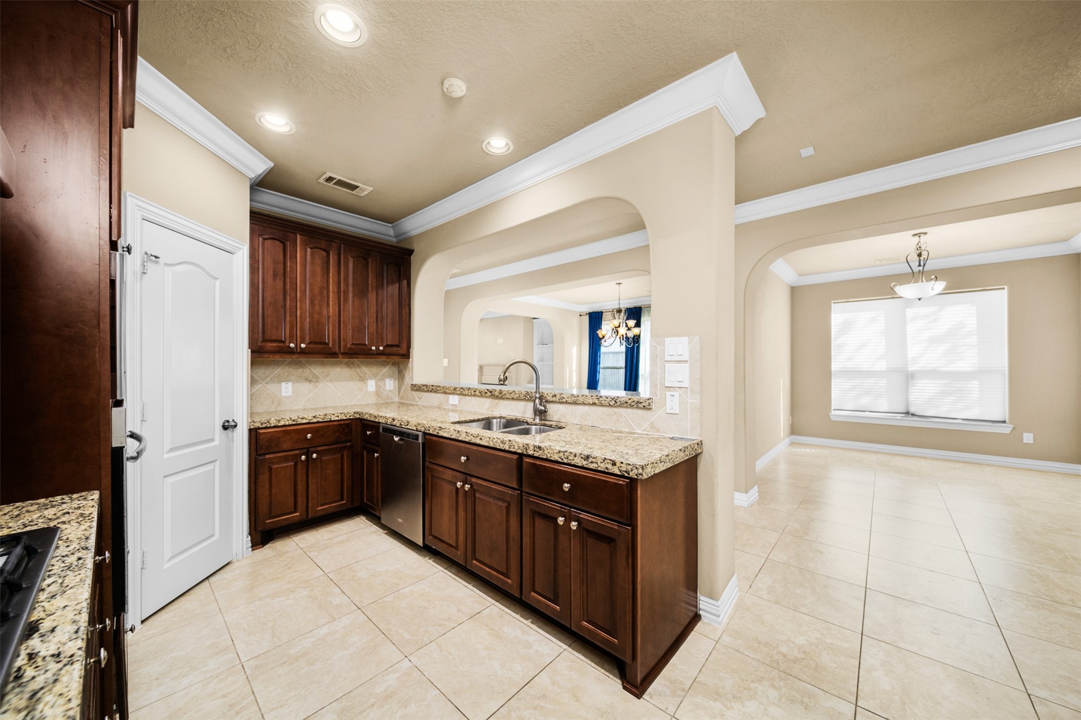13403 Preston Cliff Court Property Photo 4