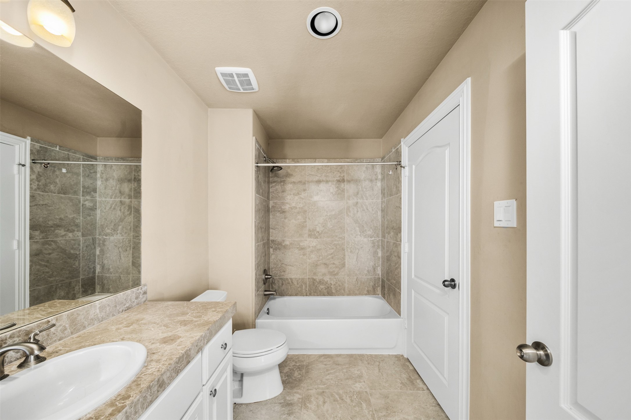 13403 Preston Cliff Court Property Photo 6