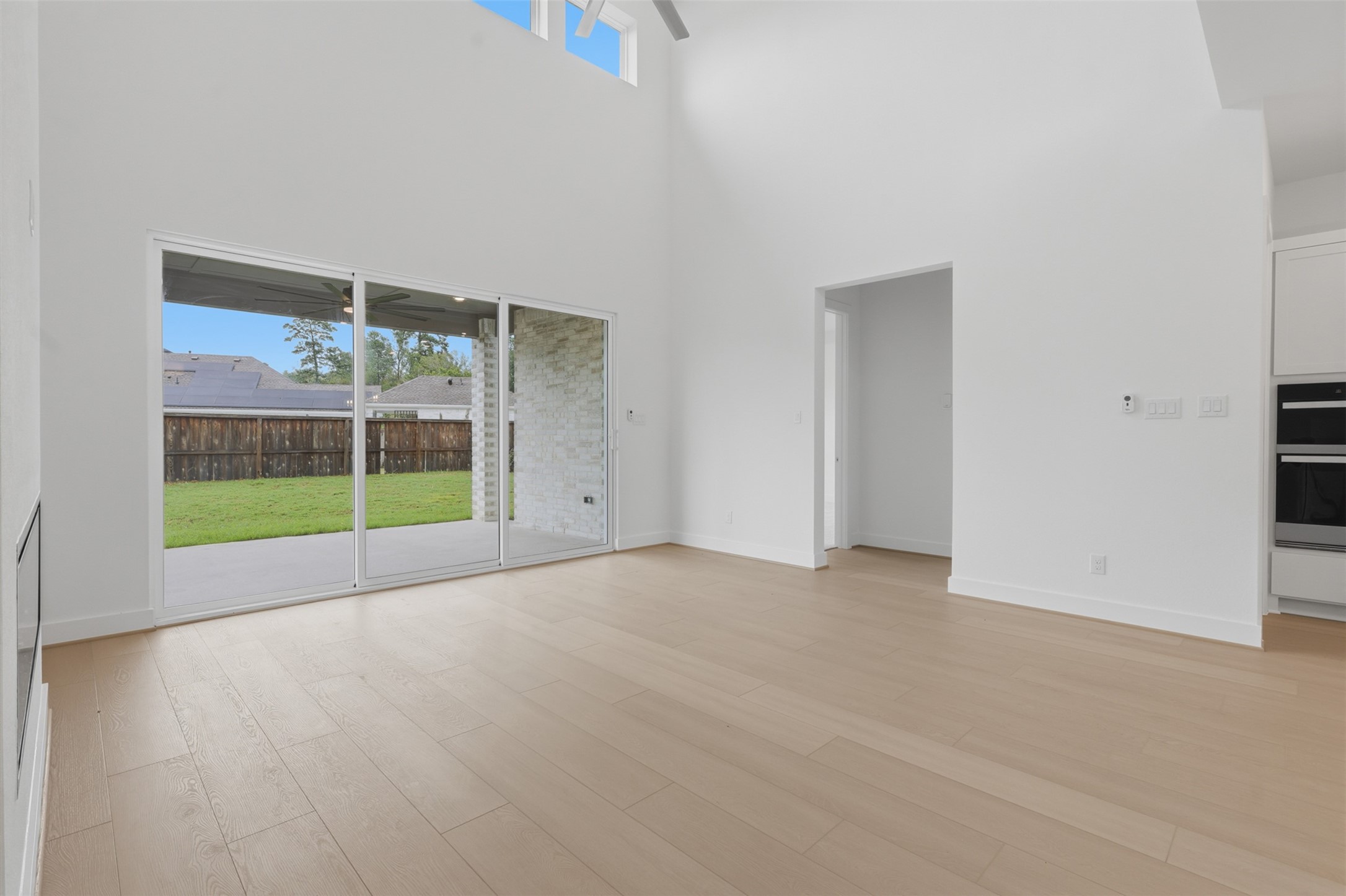 7106 Carriage Light Drive Property Photo 15