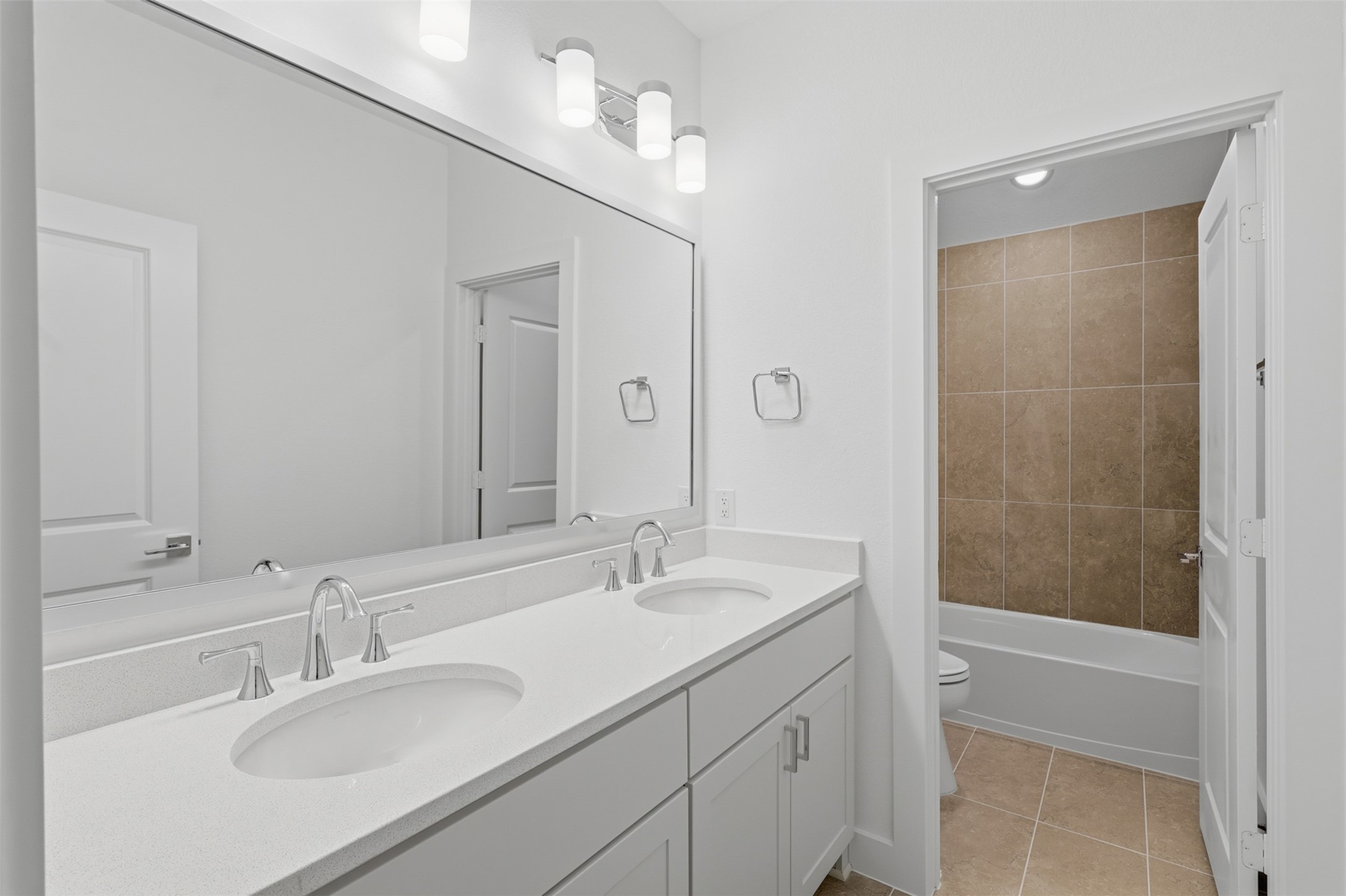 7106 Carriage Light Drive Property Photo 27