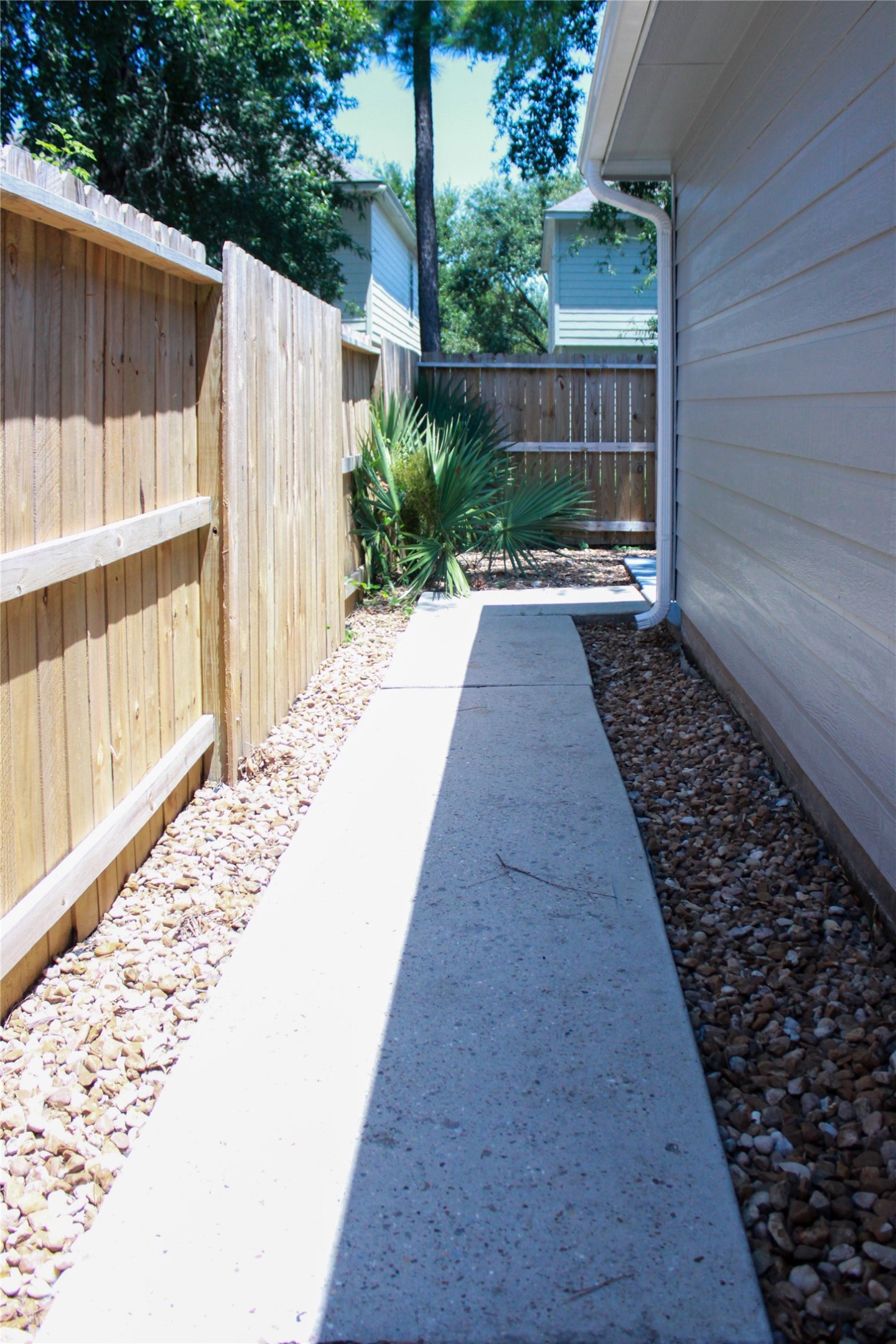 16945 Scenic Knoll Property Photo 18