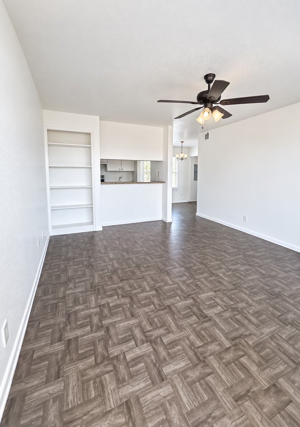 9898 Club Creek Drive 1613 Property Photo 2