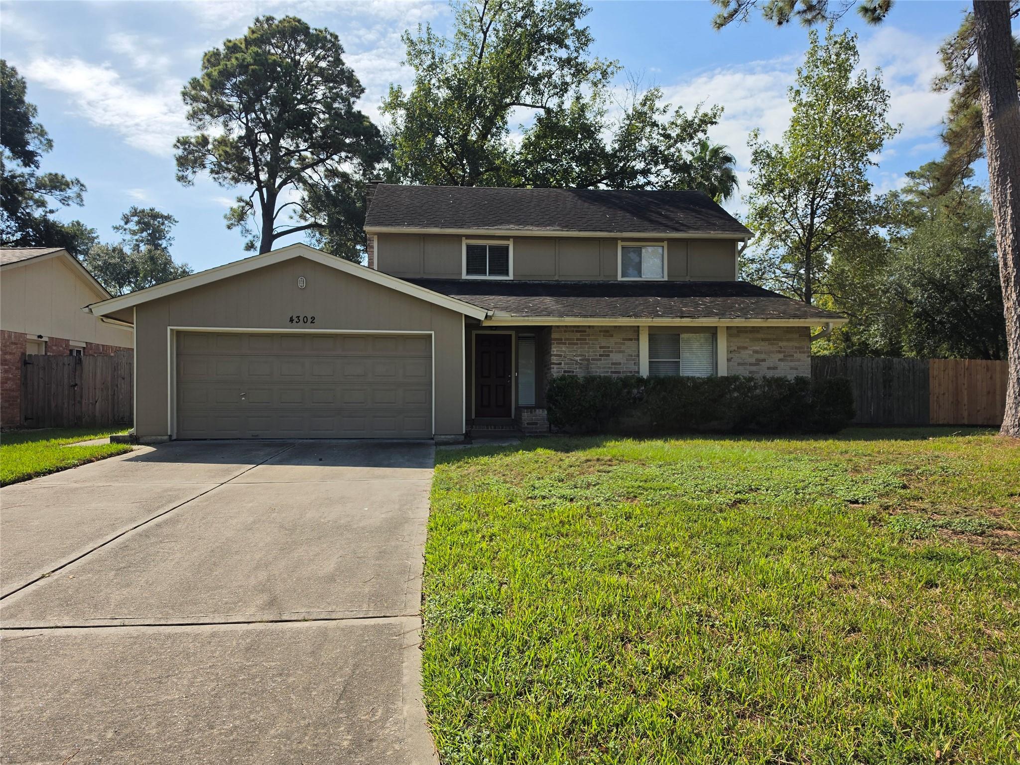 4302 Sloangate Drive Property Photo 1