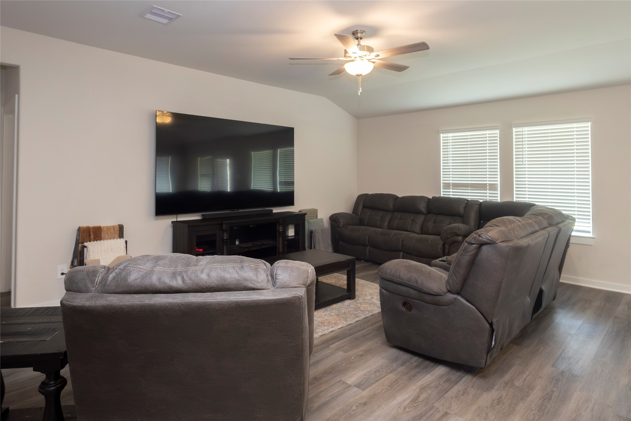 18614 Austin Ridge Drive Property Photo 12