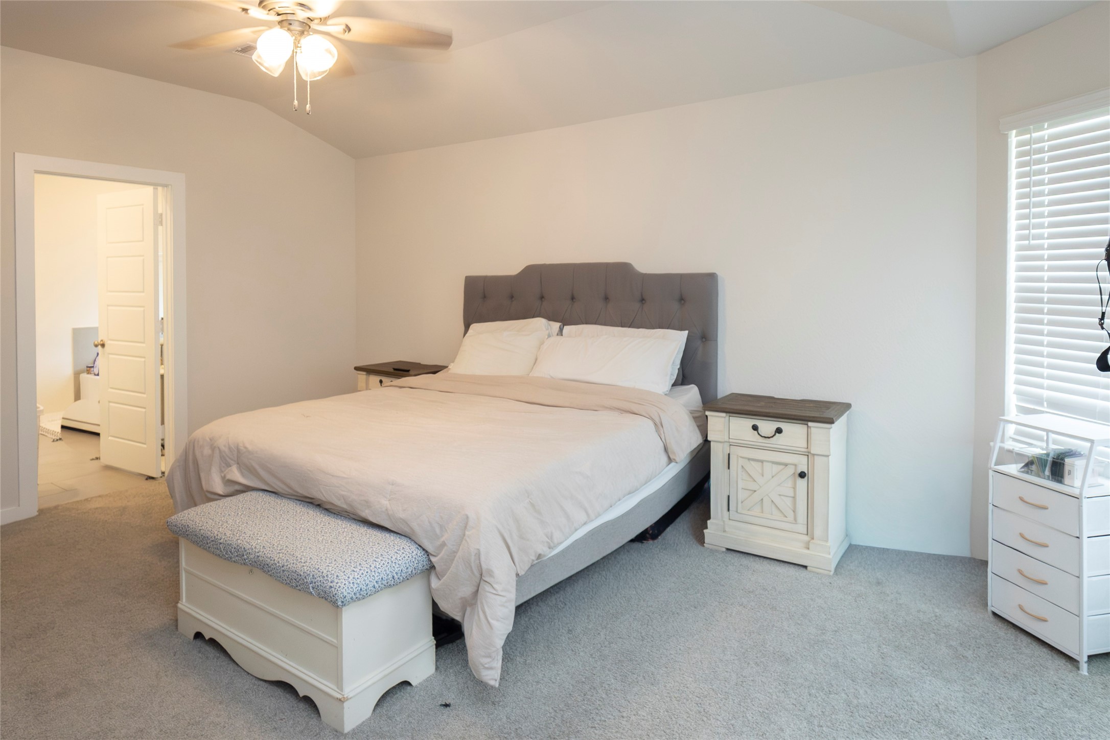 18614 Austin Ridge Drive Property Photo 13