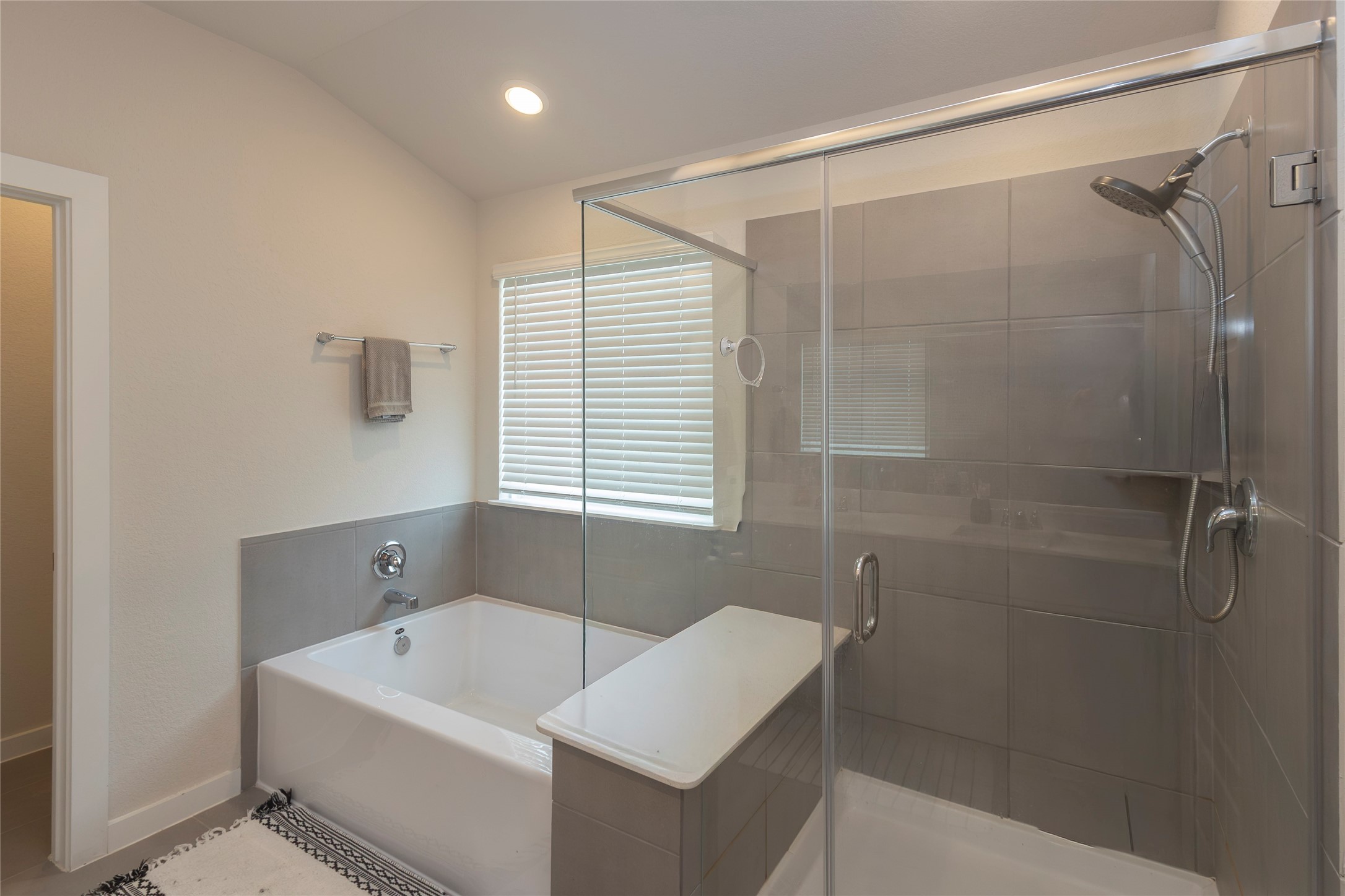 18614 Austin Ridge Drive Property Photo 15