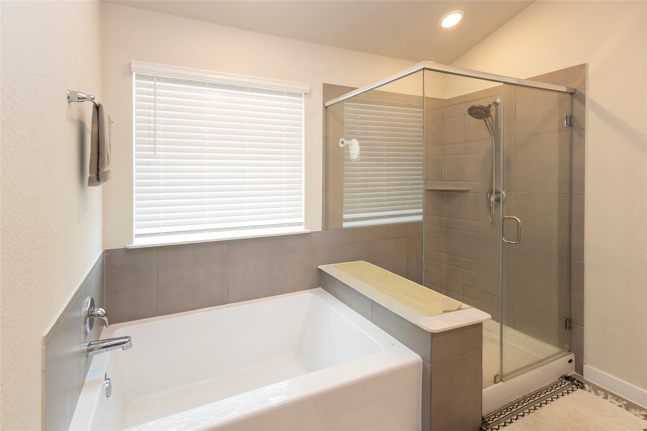 18614 Austin Ridge Drive Property Photo 17