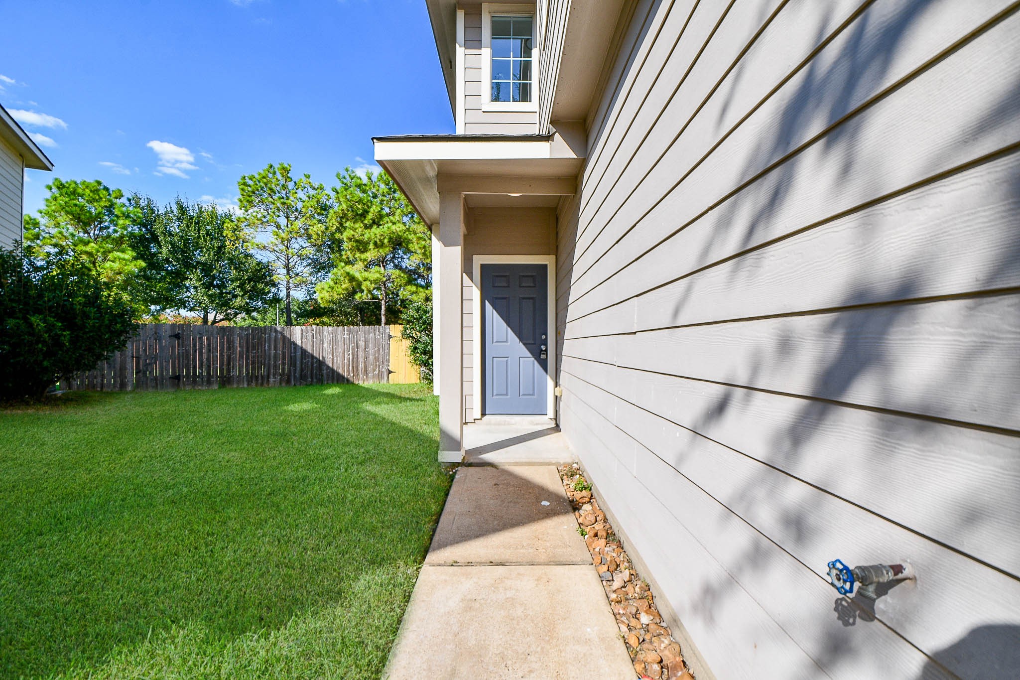 5607 Stonecloud Lane Property Photo 4