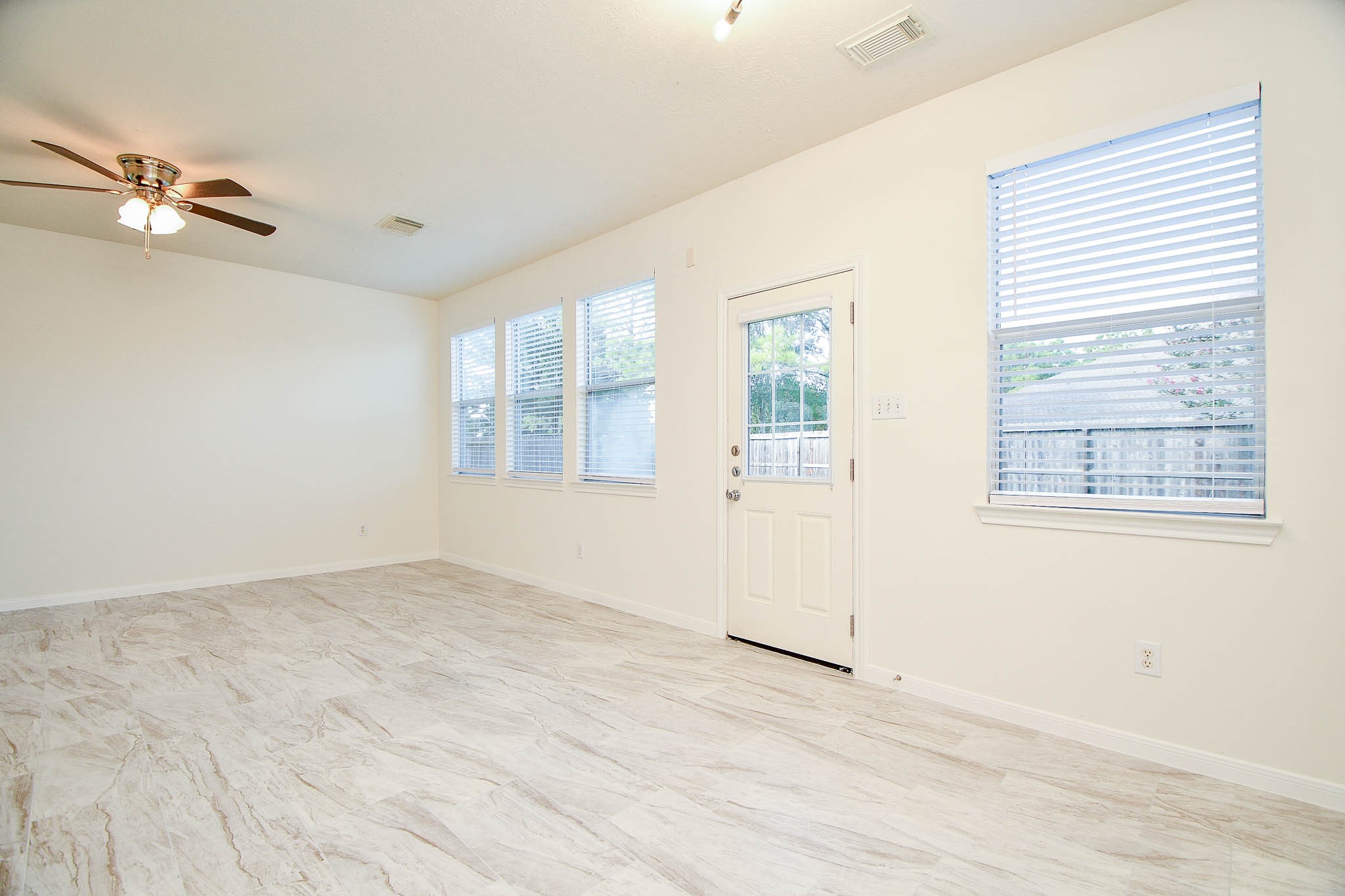 5607 Stonecloud Lane Property Photo 18