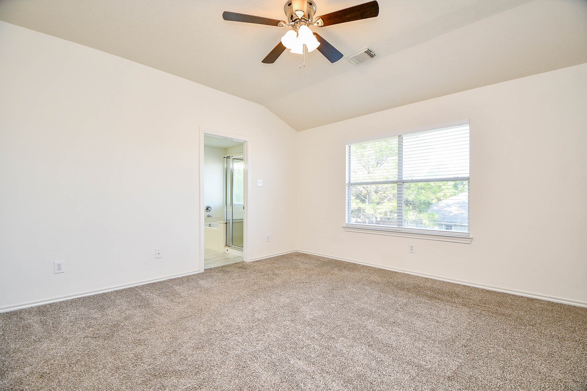5607 Stonecloud Lane Property Photo 24