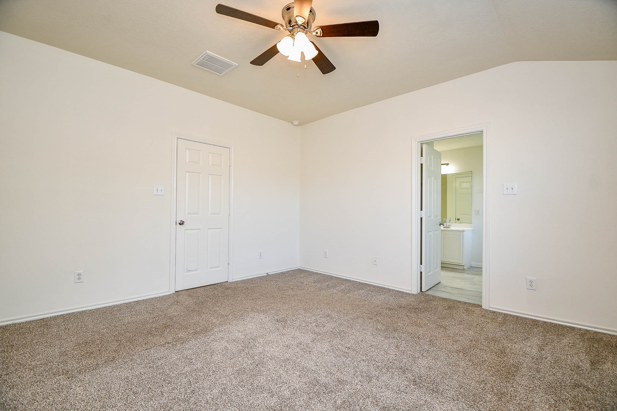 5607 Stonecloud Lane Property Photo 25