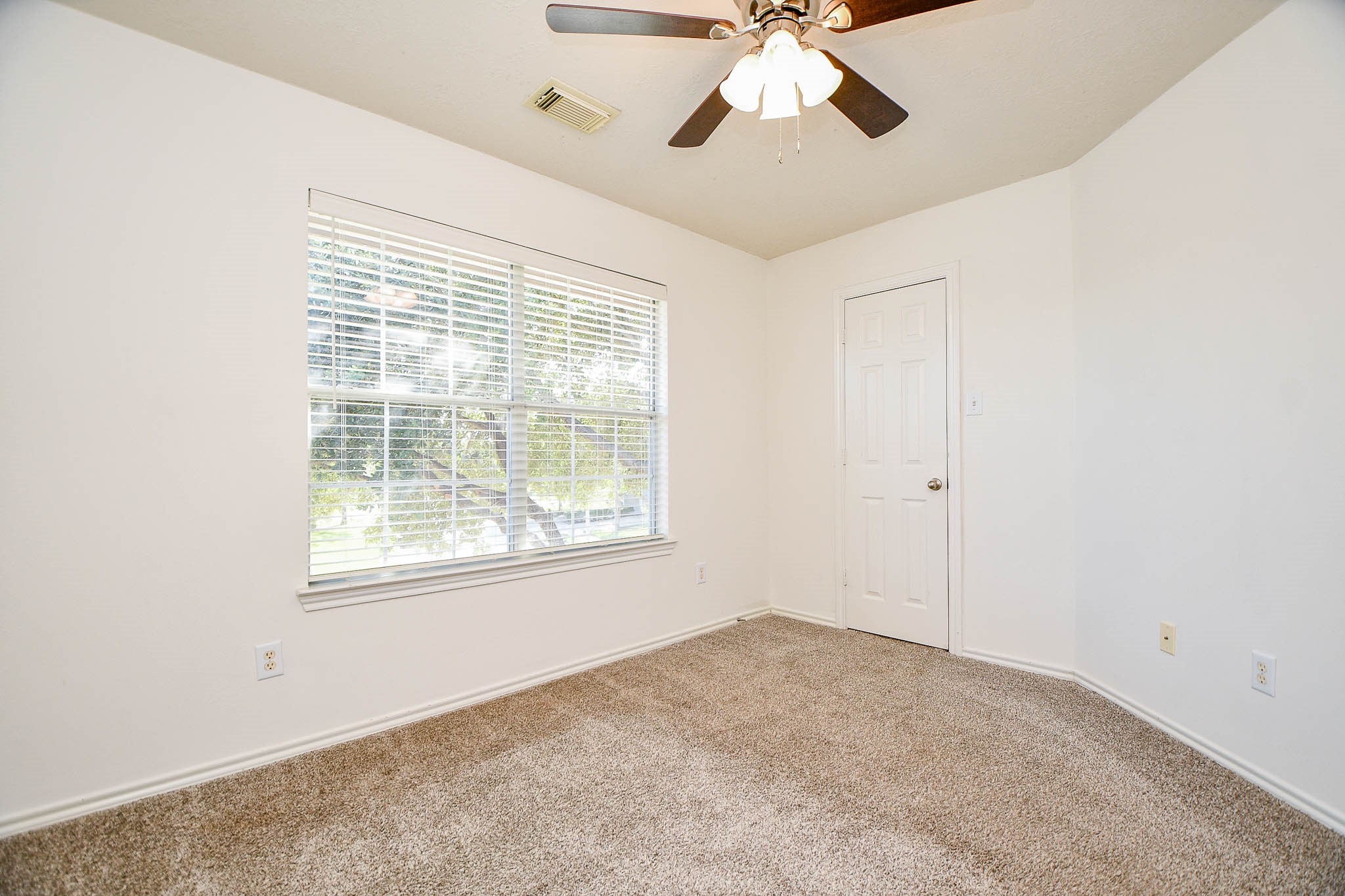 5607 Stonecloud Lane Property Photo 37