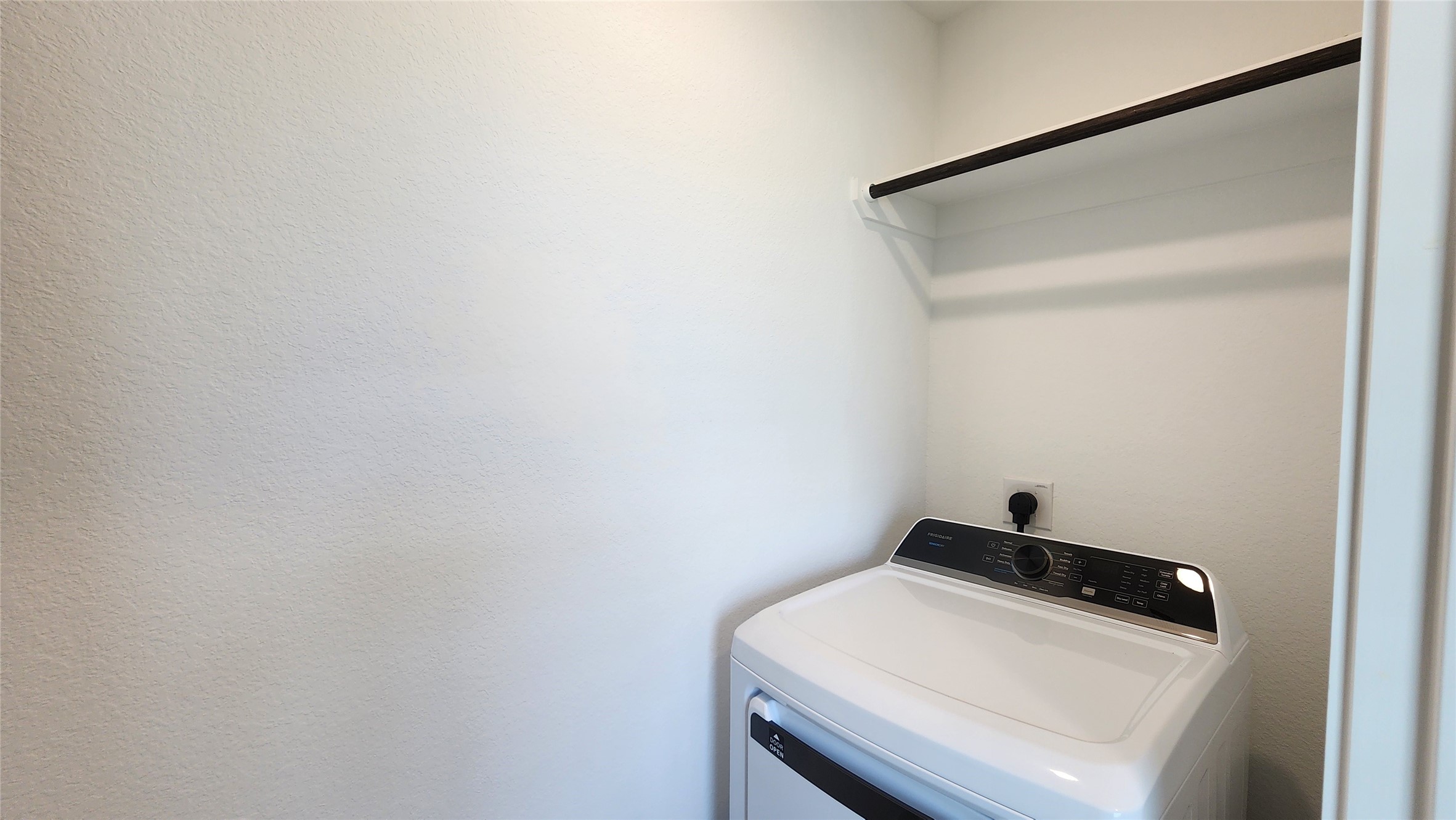 6303 Geyser Starish Drive Property Photo 32