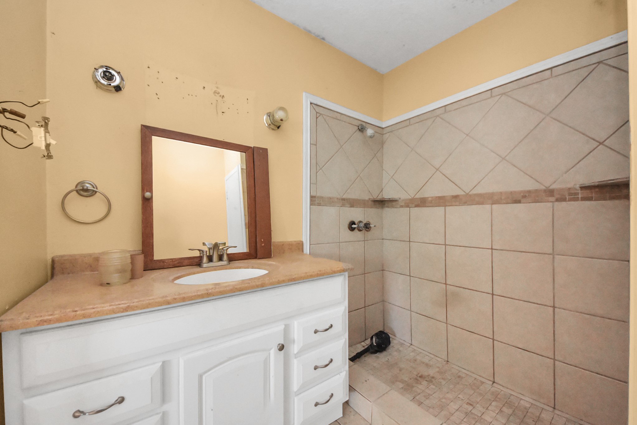 1007 Sundown Meadows Street Property Photo 24