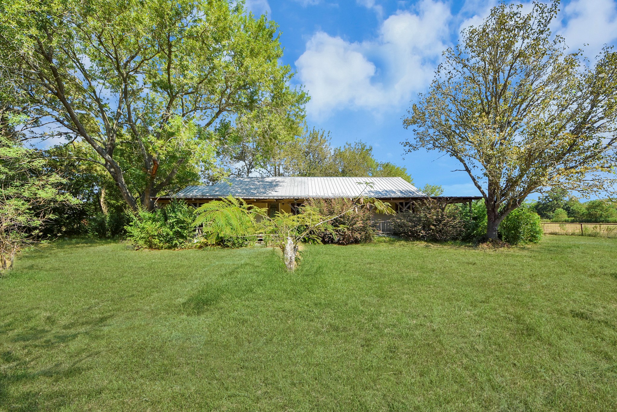 1007 Sundown Meadows Street Property Photo 46