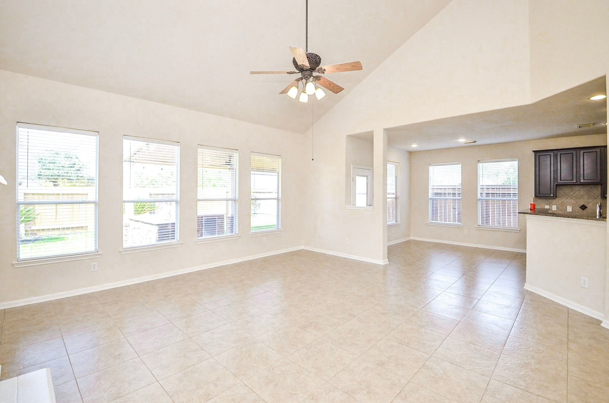21415 Sierra Bend Drive Property Photo 12
