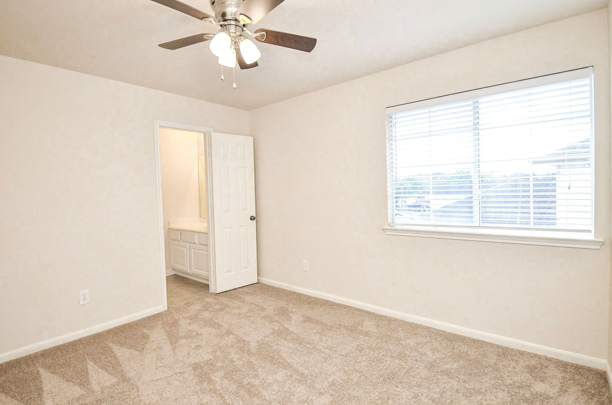 21415 Sierra Bend Drive Property Photo 17