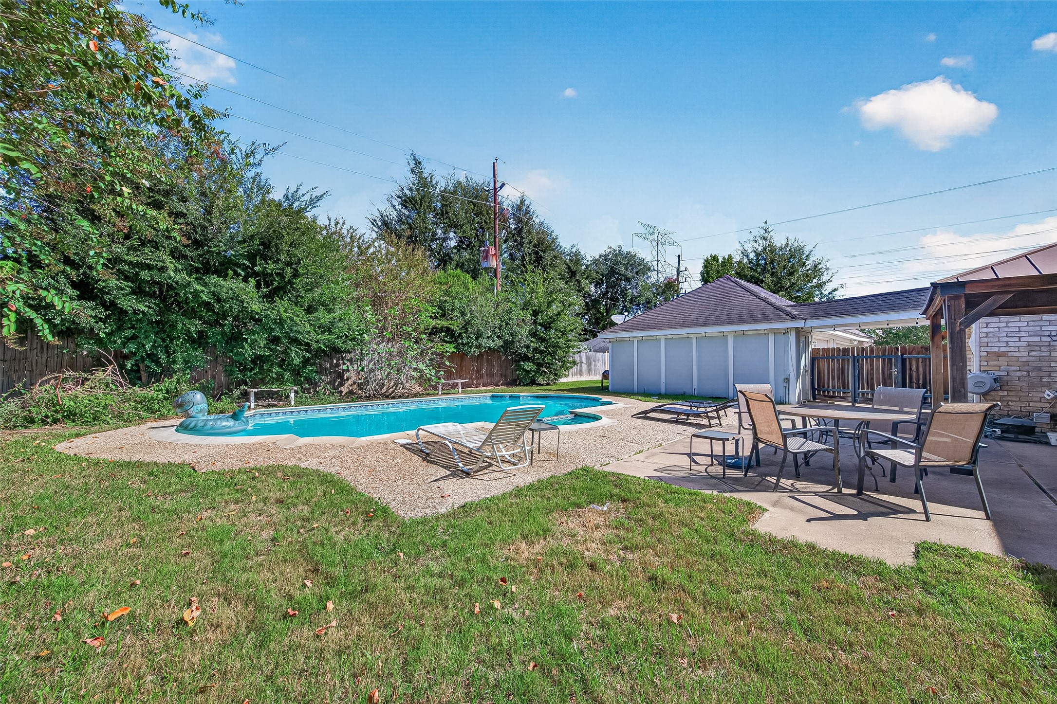 1715 Earl Of Dunmore Street Property Photo 34