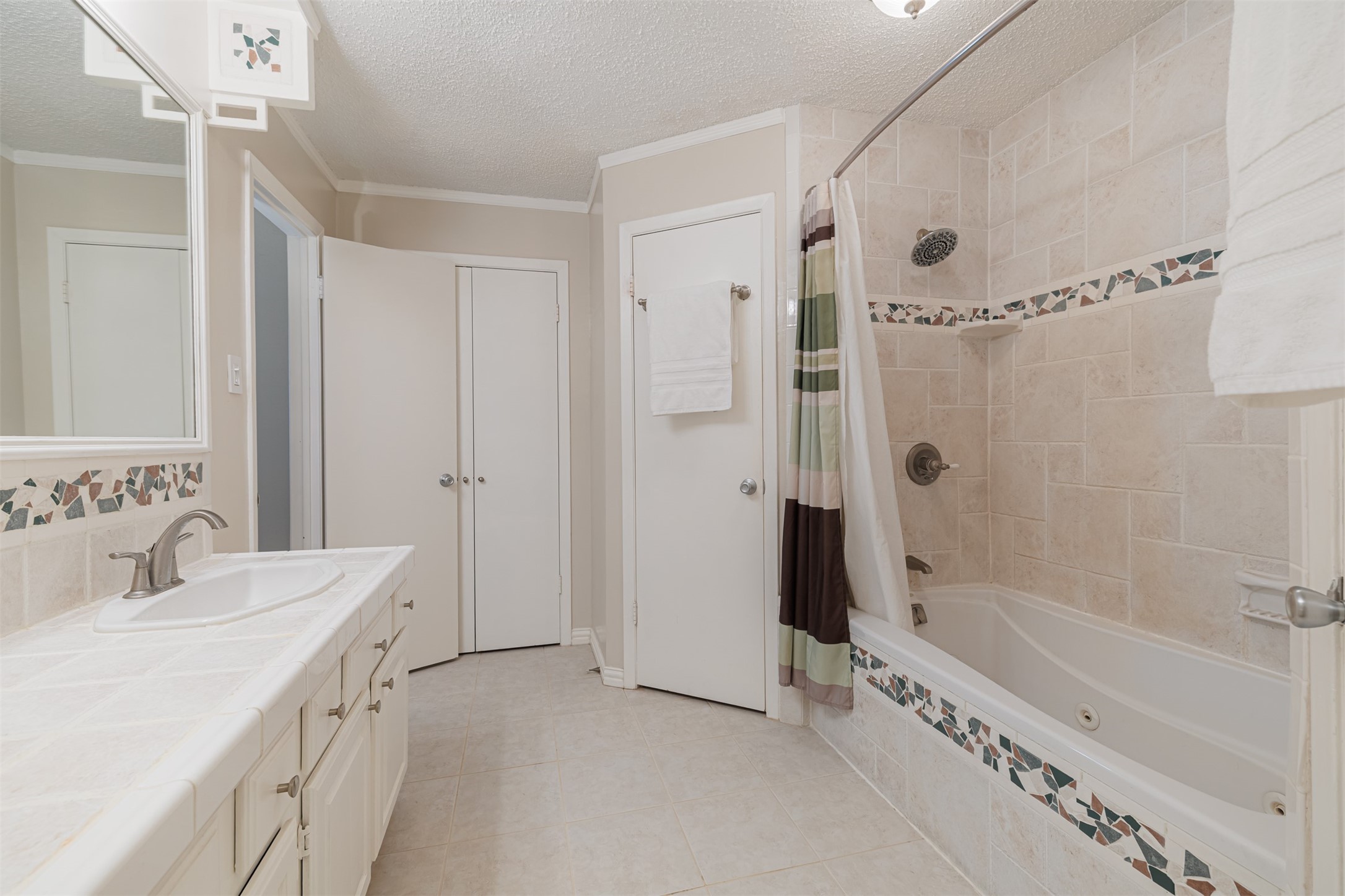 2615 Quarry Hill Road Property Photo 14