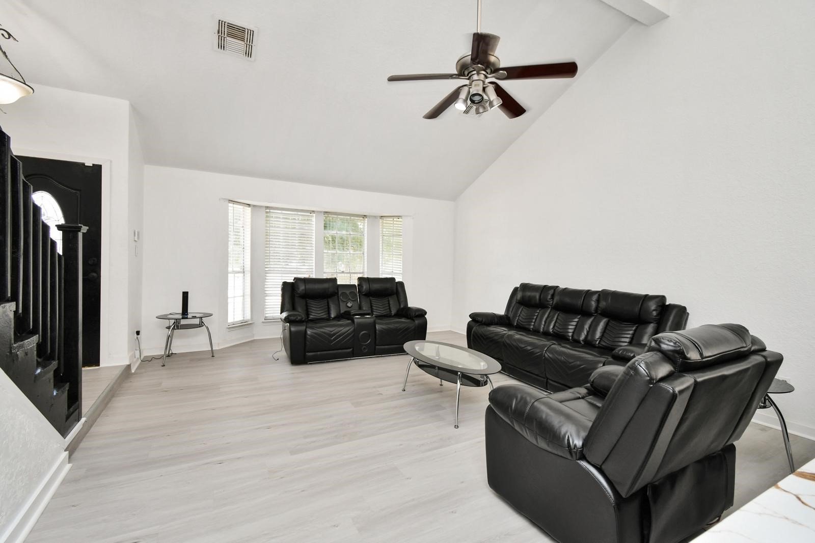 19618 Coppervine Lane Property Photo 7