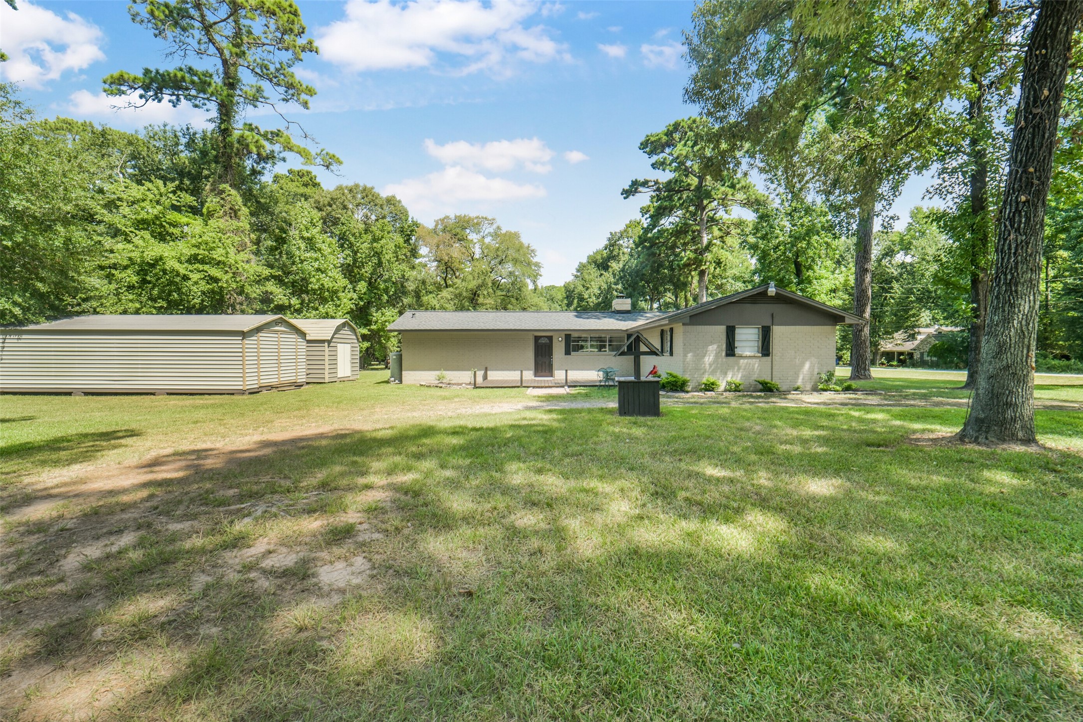 23807 Red Oak Drive Property Photo 1