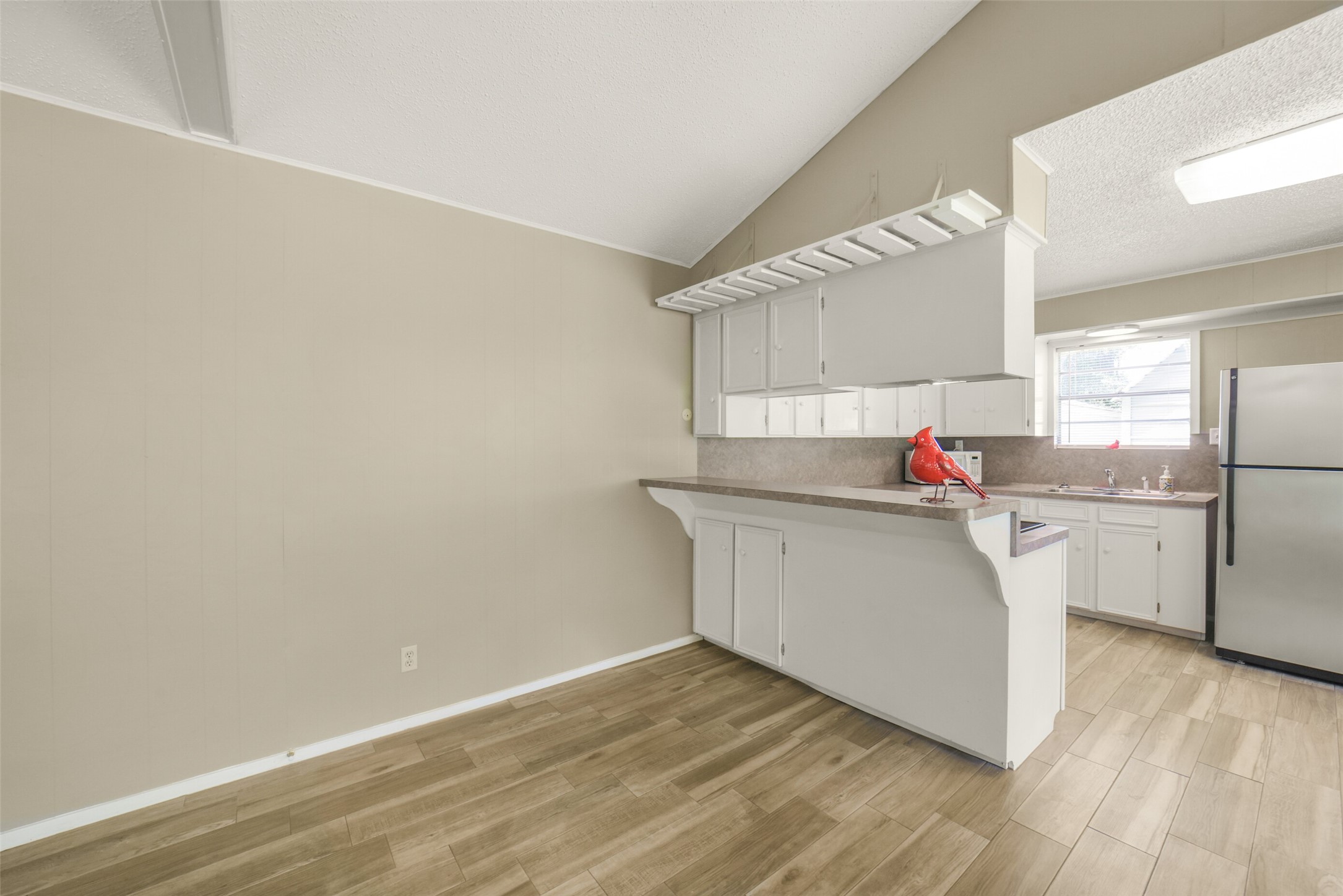 23807 Red Oak Drive Property Photo 8