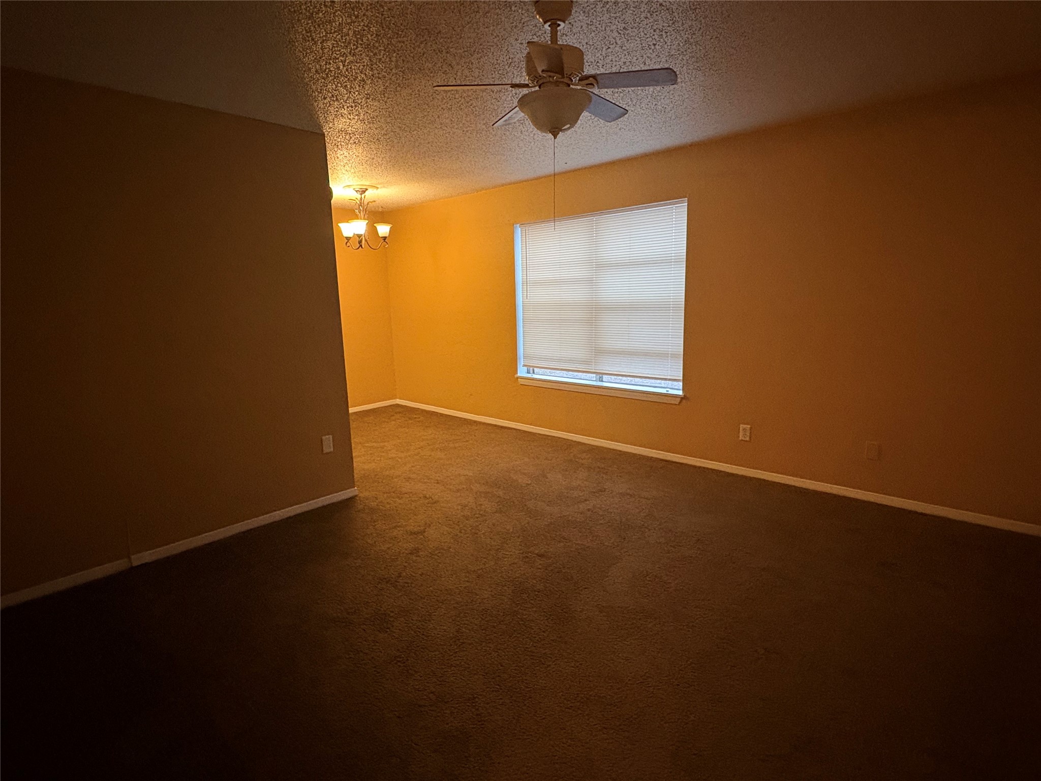 405 Oak Street 103 Property Photo 5