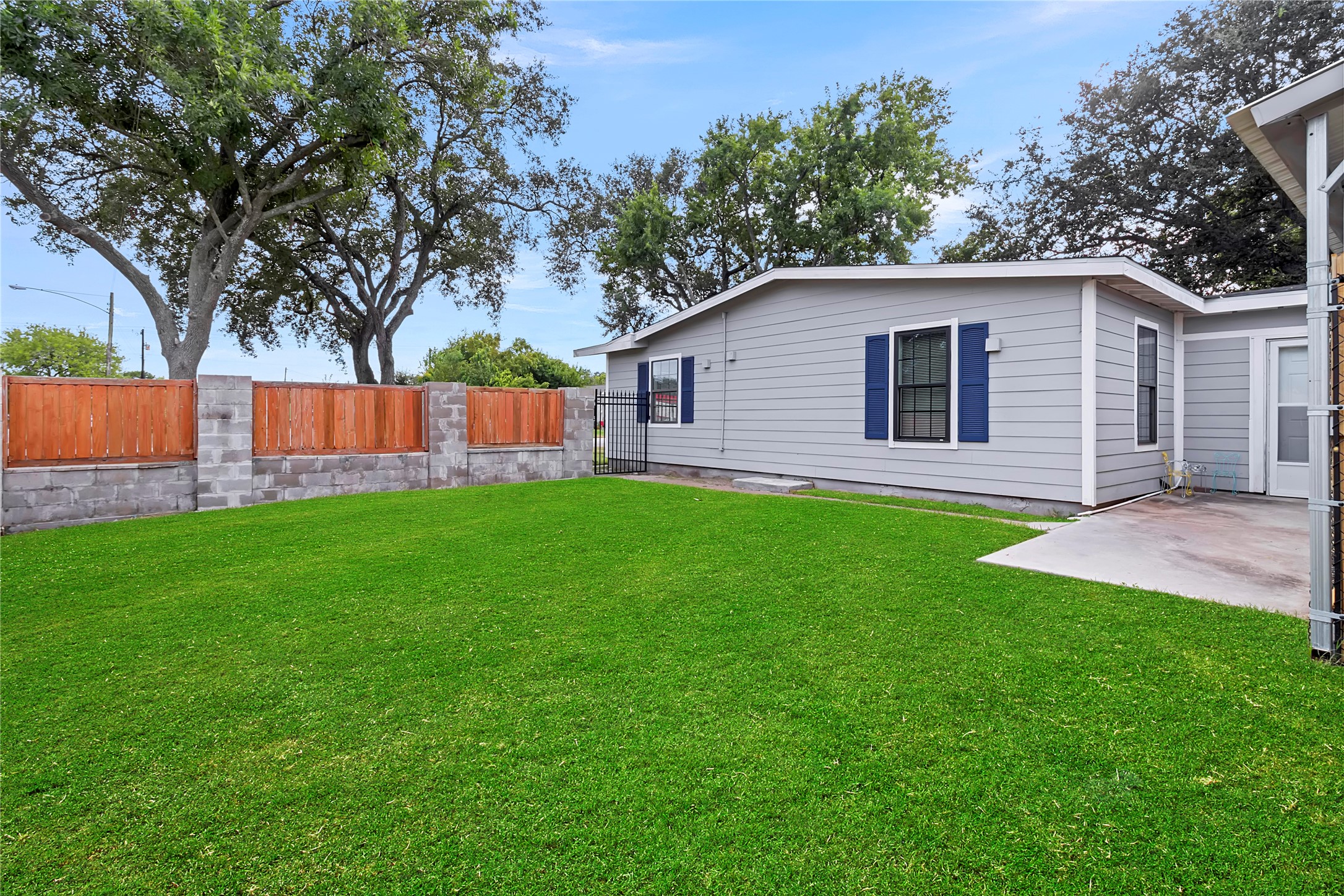 604 19th Avenue N Property Photo 18