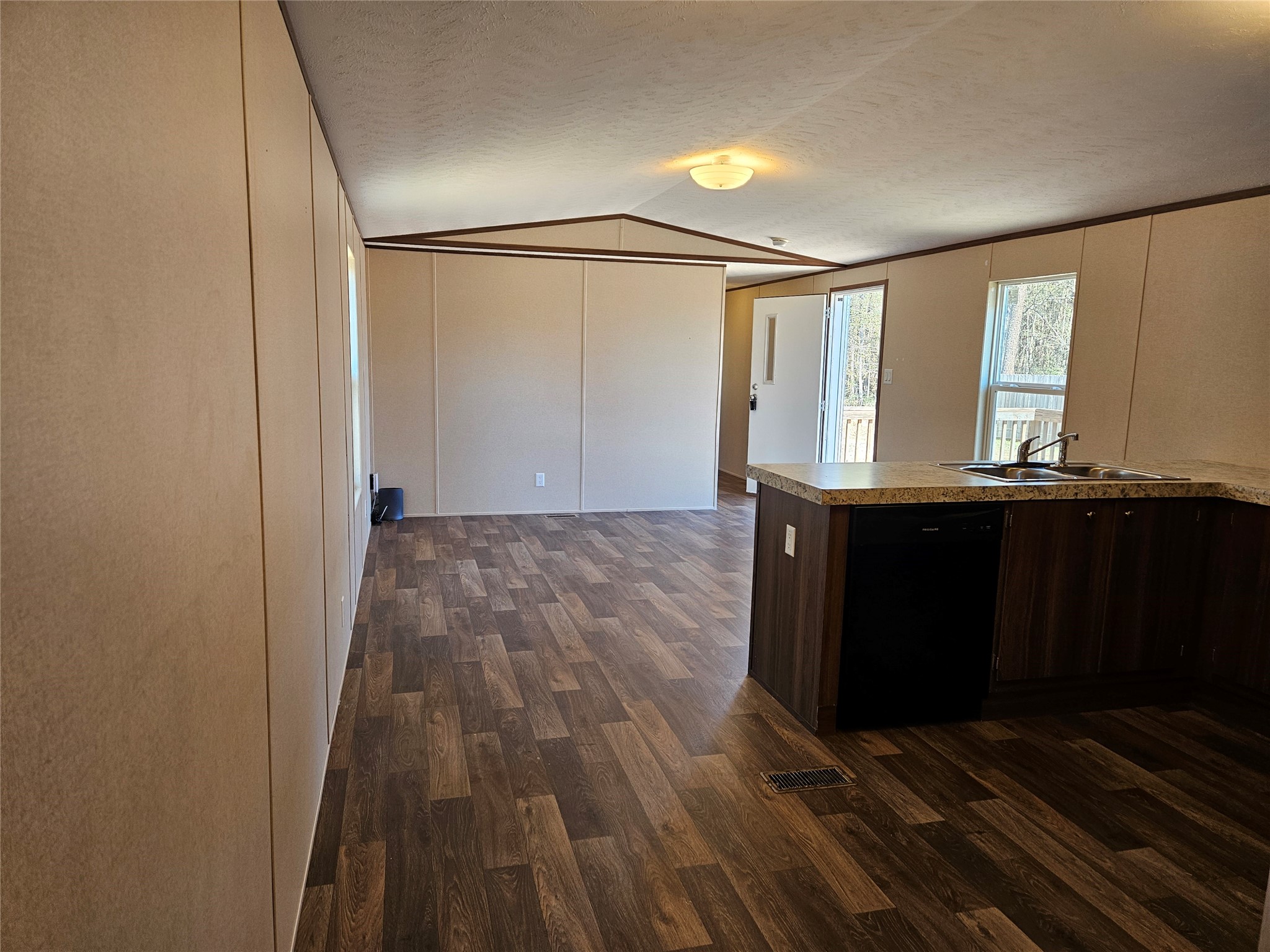 16299 Crockett Martin Estates Drive Property Photo 10