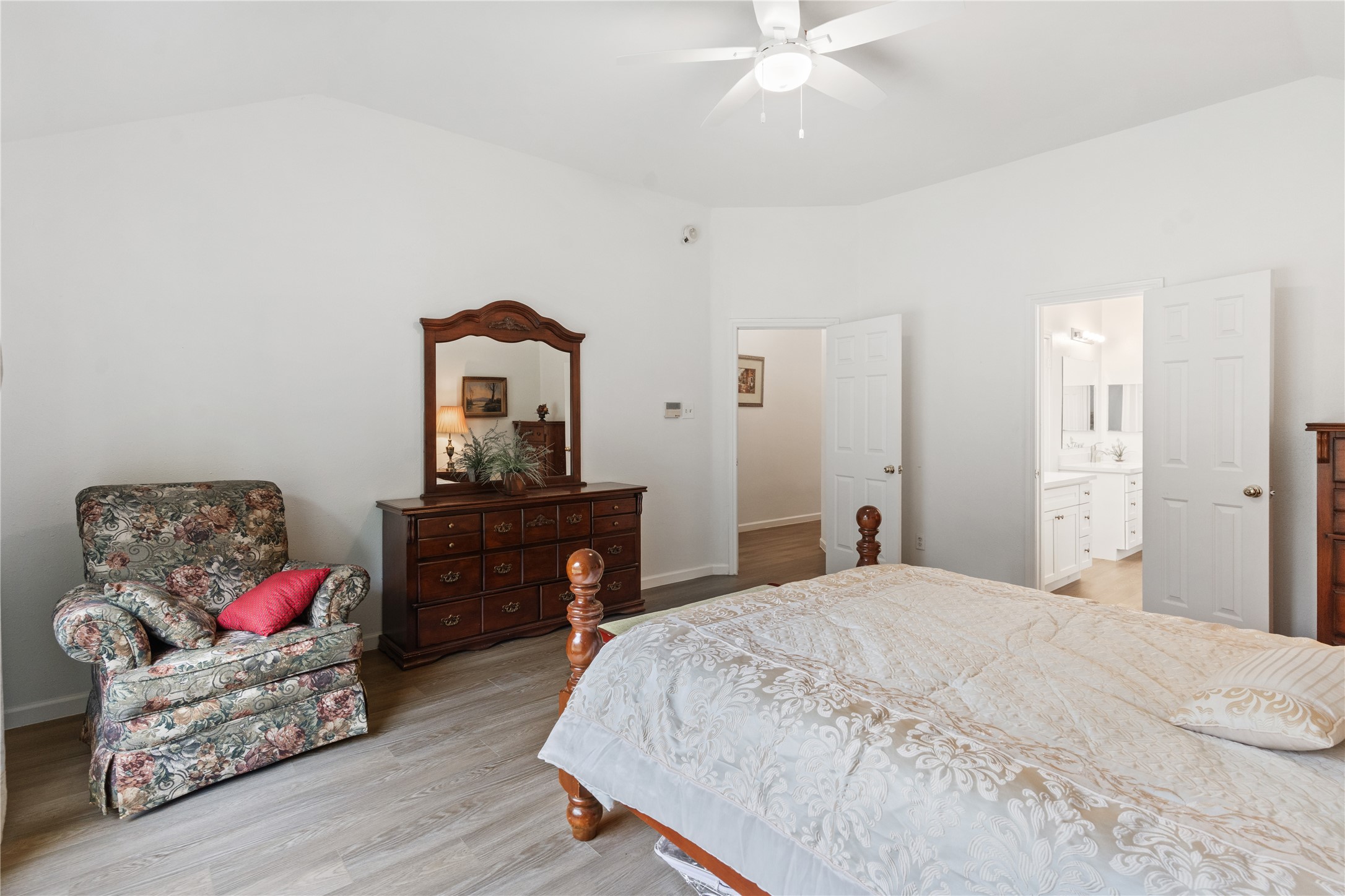 8207 Broken Timber Way Property Photo 36