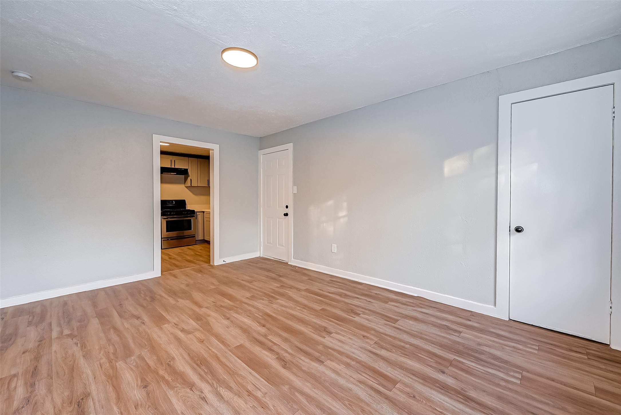 6420 Conley Street 3 Property Photo 10