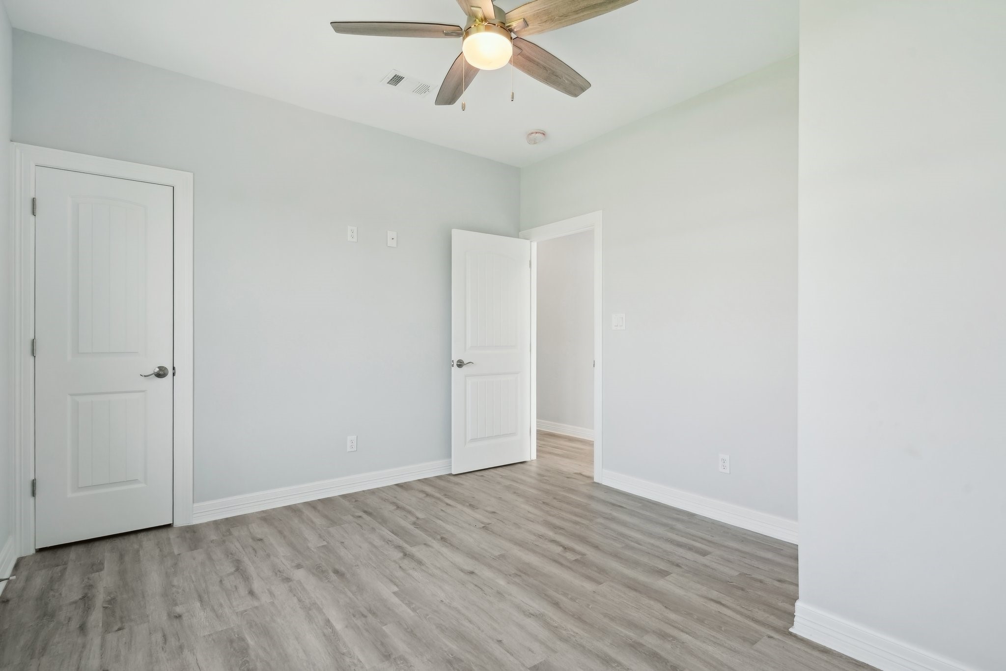 2115 Seahorse Lane Property Photo 23
