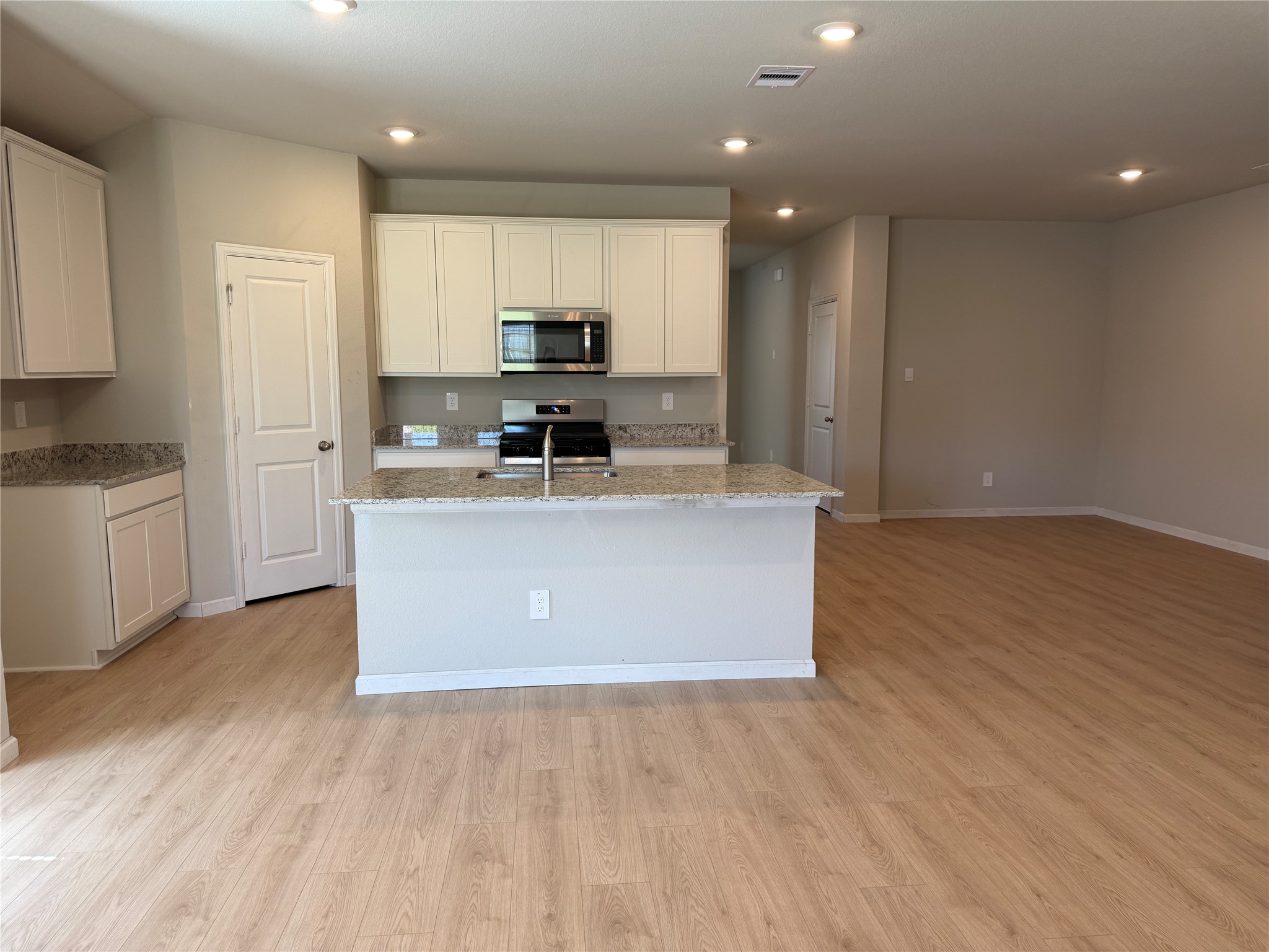 1005 Legrand Street Property Photo 2