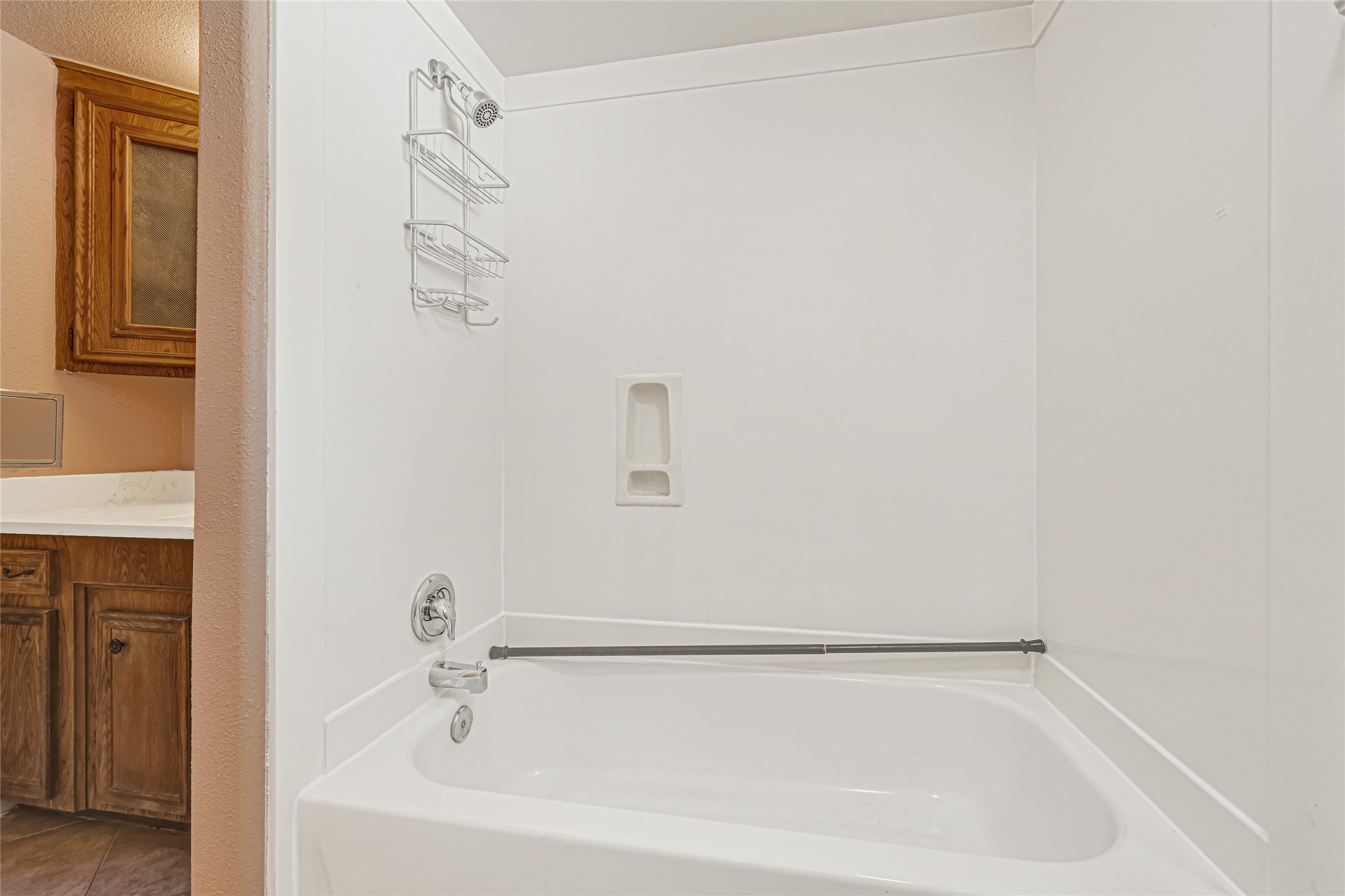 7323 Log View Drive Property Photo 7