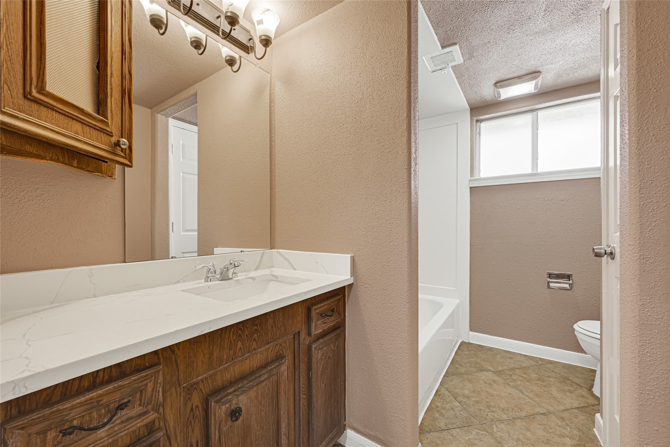 7323 Log View Drive Property Photo 8