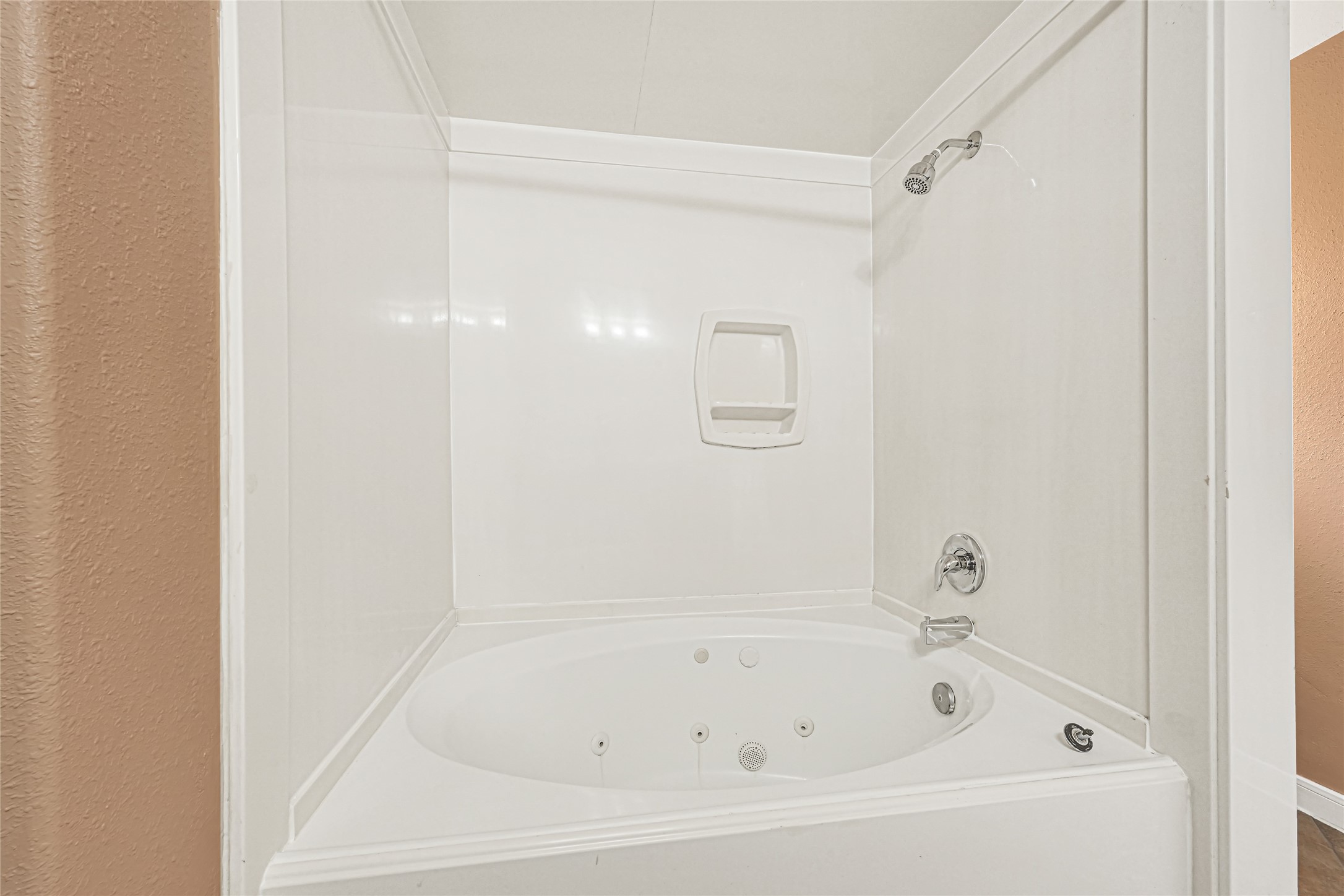 7323 Log View Drive Property Photo 12