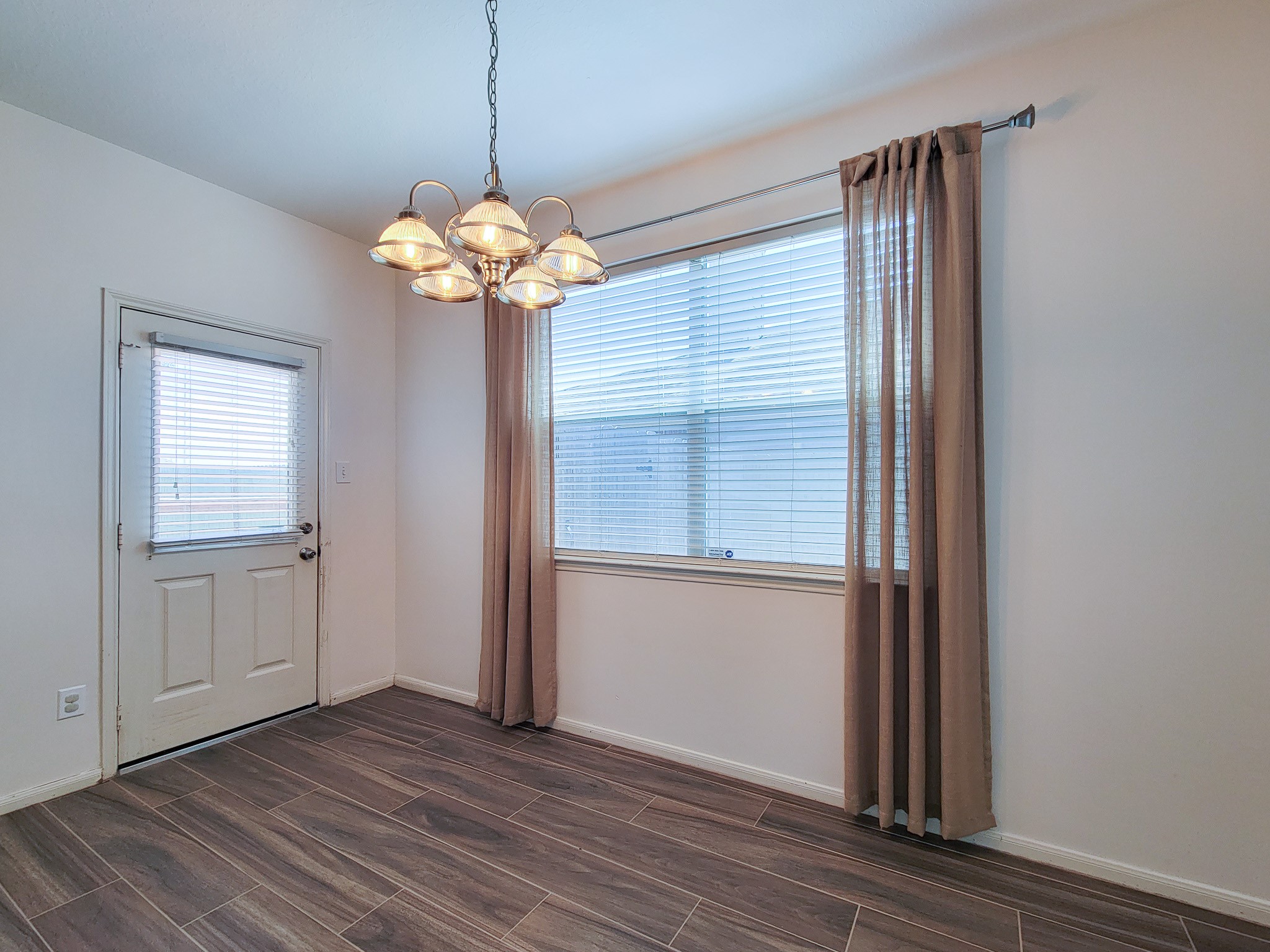 6511 Canyon Mist Lane Property Photo 13