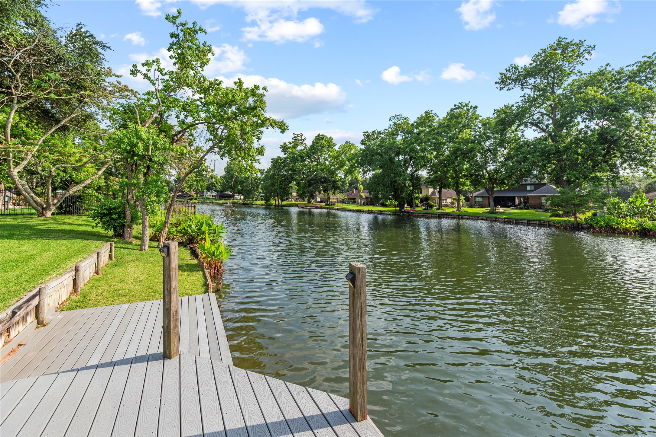 4815 Diamond Springs Drive Property Photo 16
