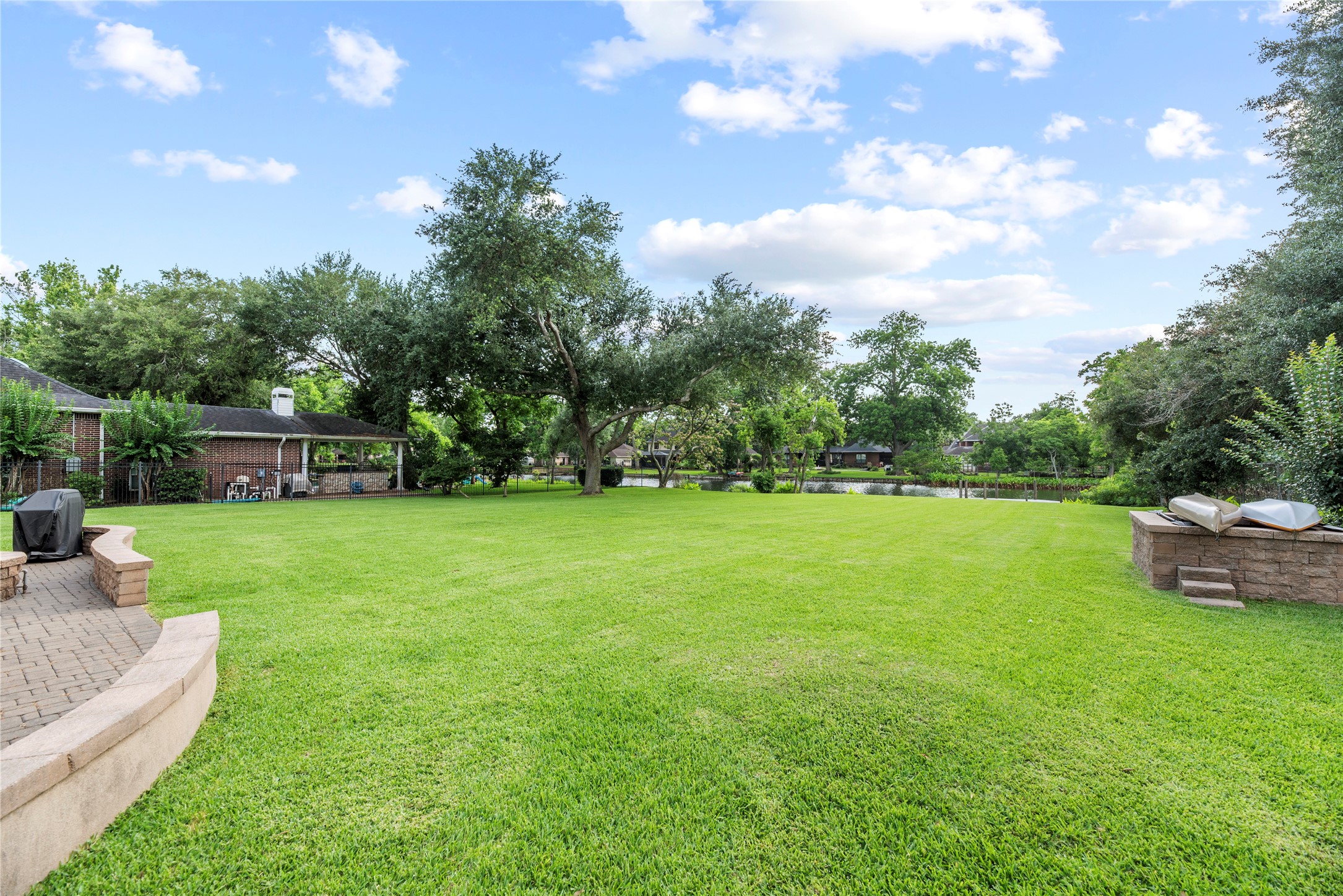 4815 Diamond Springs Drive Property Photo 43