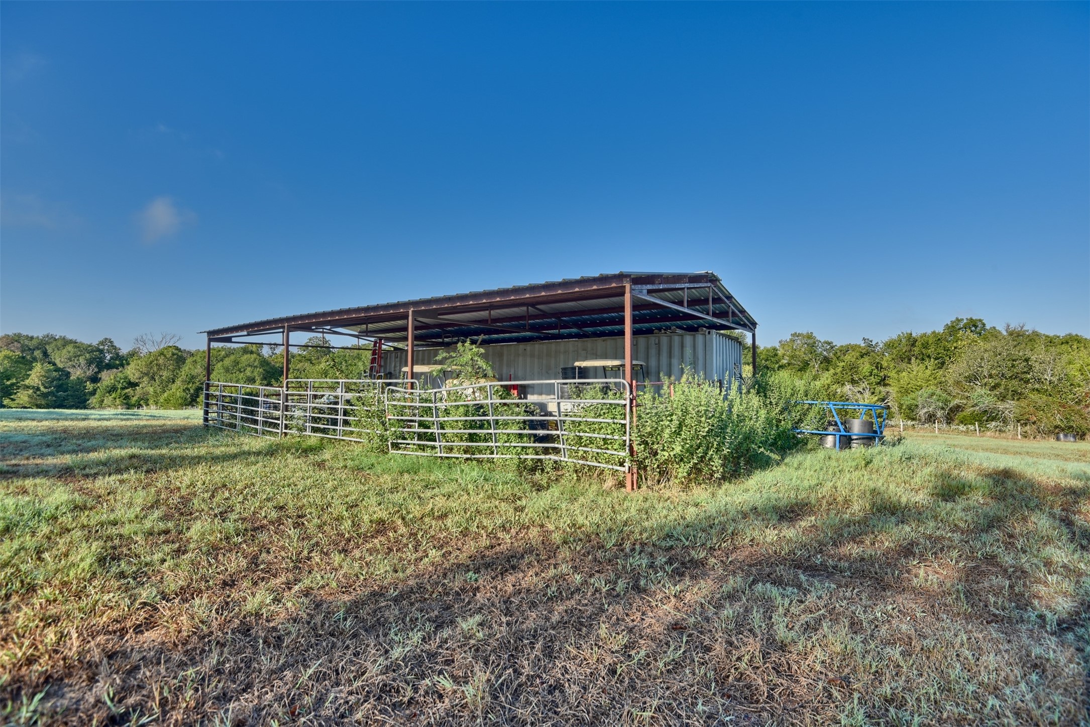 6454 Trackside Road Property Photo 11